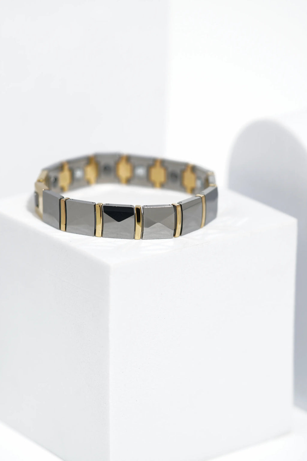 FlatLine - Ceramic bracelet for men. worldjewel.in men's bracelets