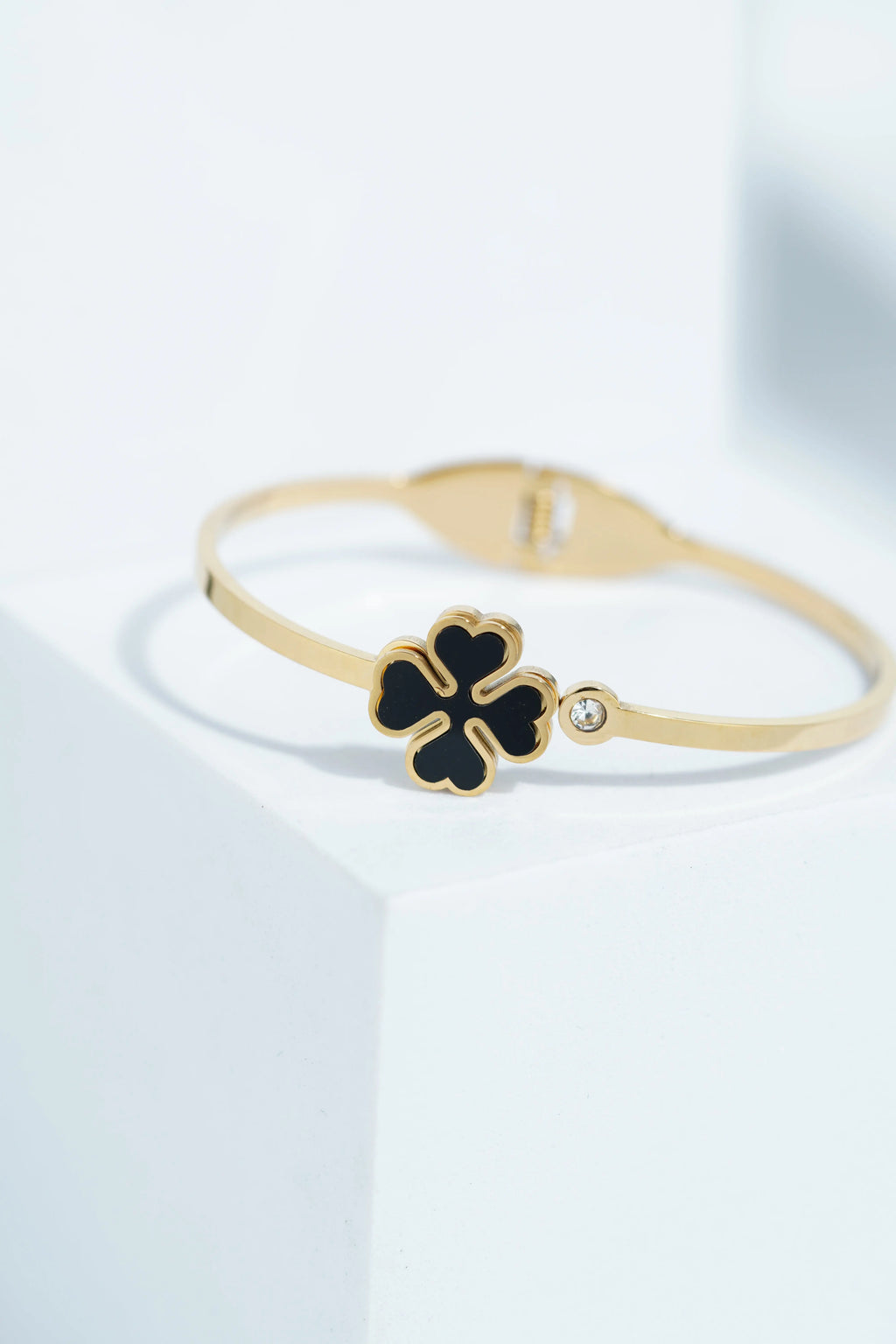 Flora Curl Bangle Bracelet worldjewel.in CUFF BRACELET FOR WOMEN