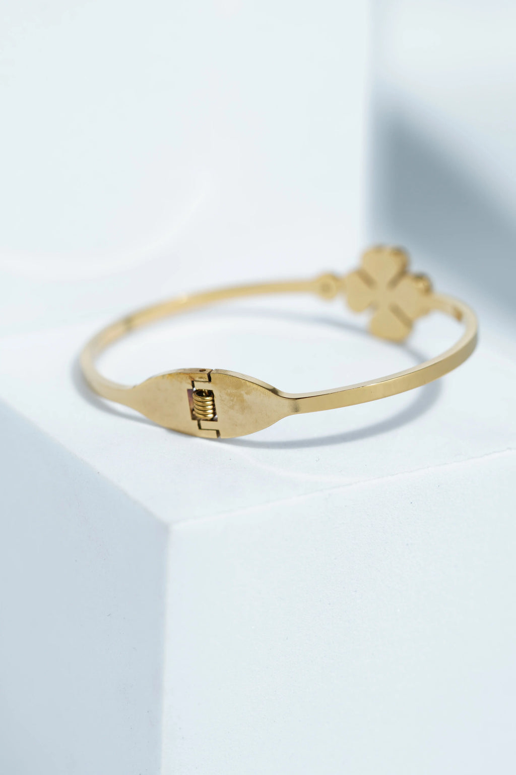 Flora Curl Bangle Bracelet worldjewel.in CUFF BRACELET FOR WOMEN