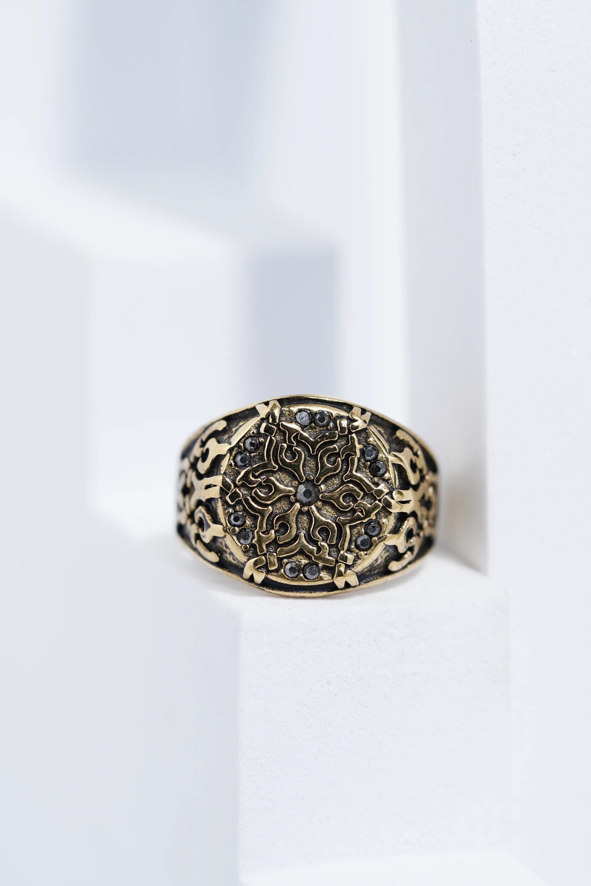 Flowar Golden Ring For Men worldjewel.in men's ring