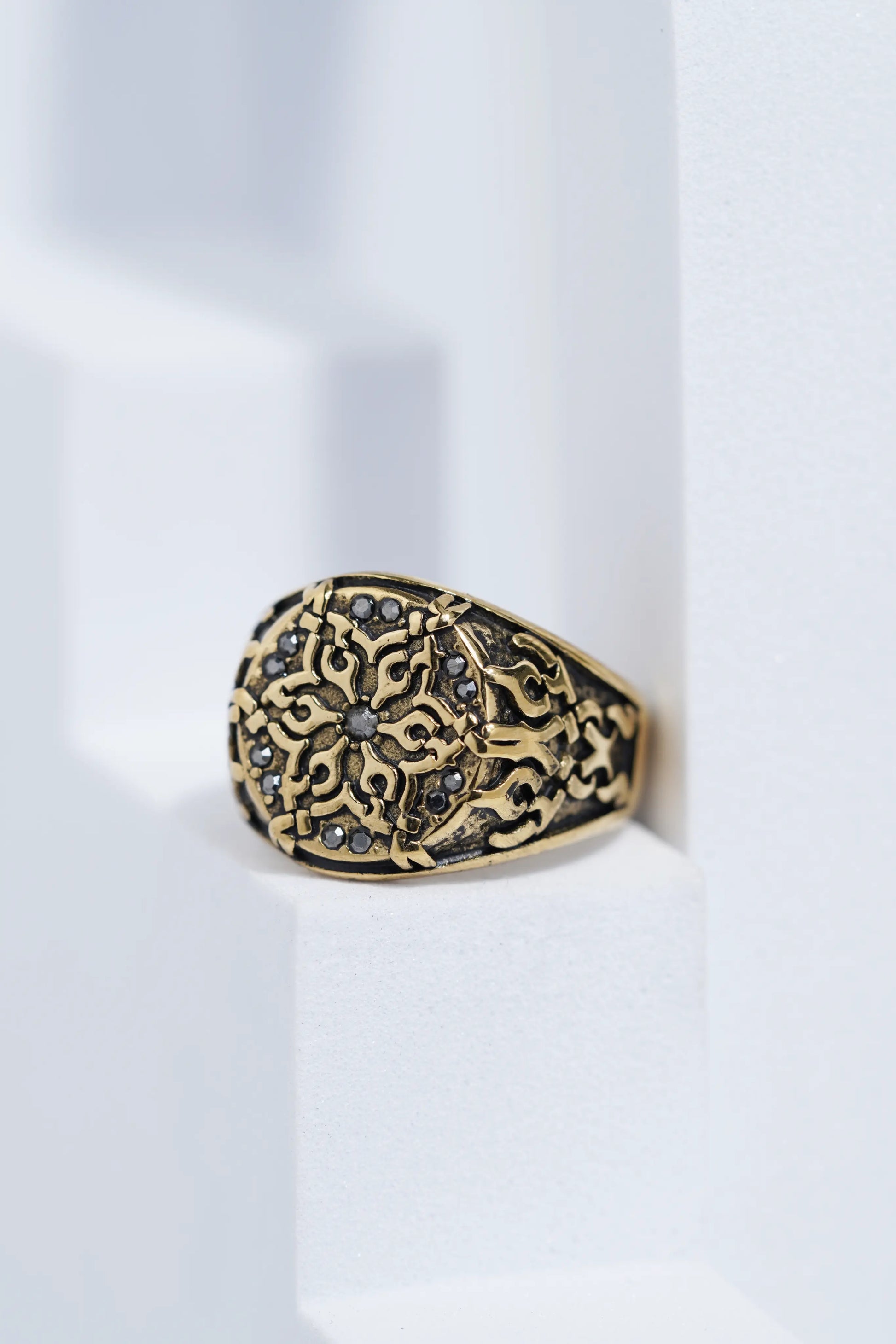 Flowar Golden Ring For Men worldjewel.in men's ring