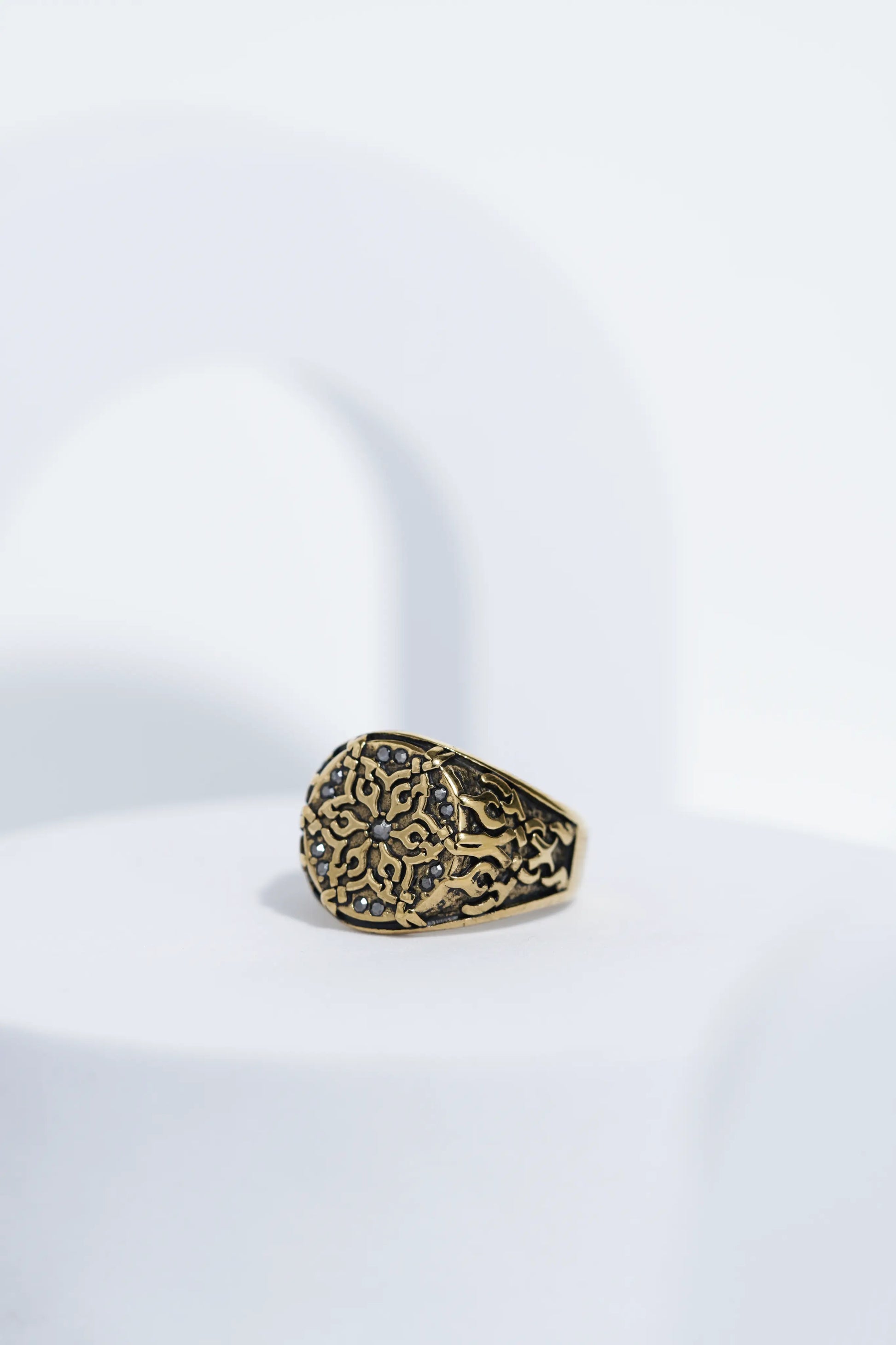 Flowar Golden Ring For Men worldjewel.in men's ring