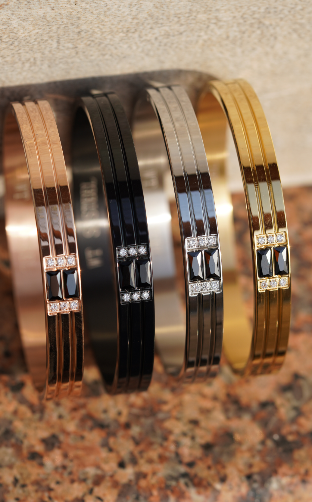 Black Diamond Men Cuff bracelet. worldjewel.in men's bracelets