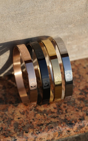 Regal Lion - kada For Men. worldjewel.in men's bracelets