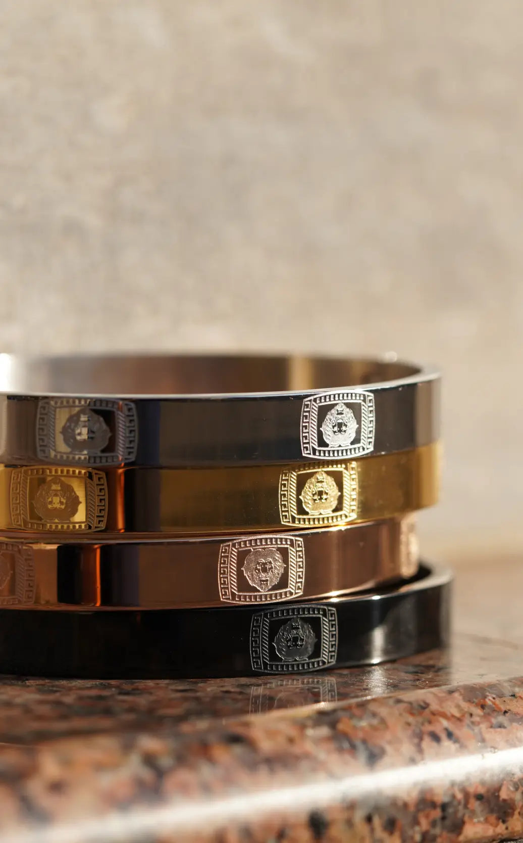 Regal Lion - kada For Men. worldjewel.in men's bracelets