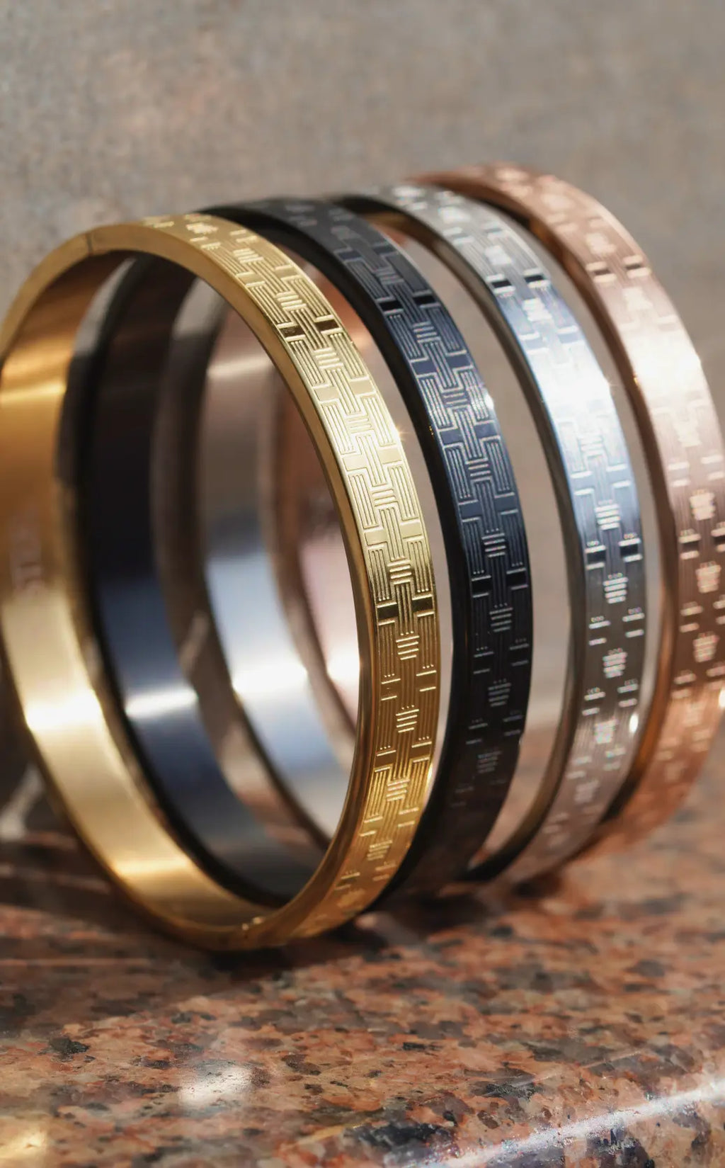 Labyrinth - kada For Men. worldjewel.in men's bracelets