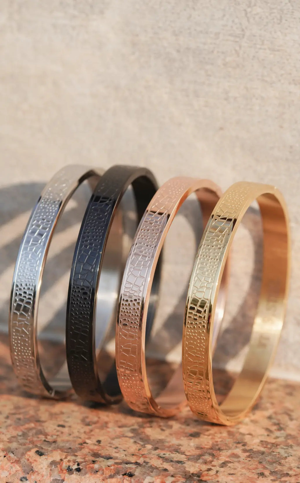 Leather pattern - kada For Men. worldjewel.in men's bracelets