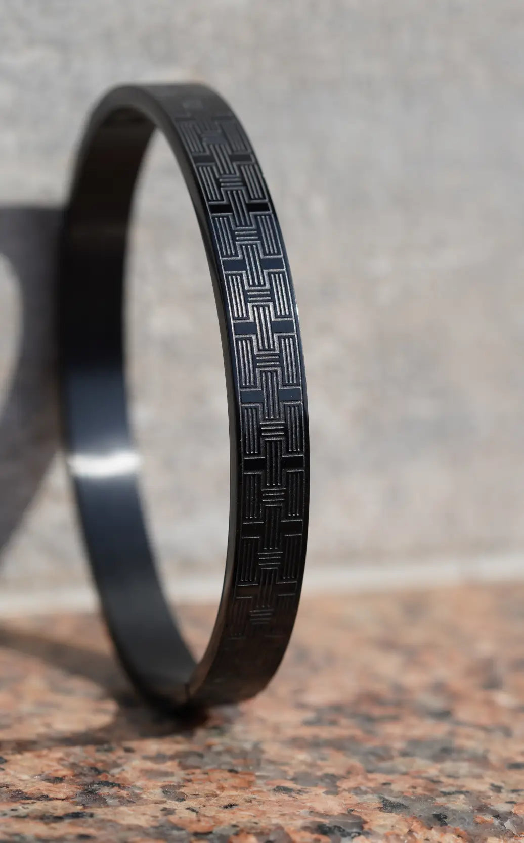 Labyrinth - kada For Men. worldjewel.in men's bracelets