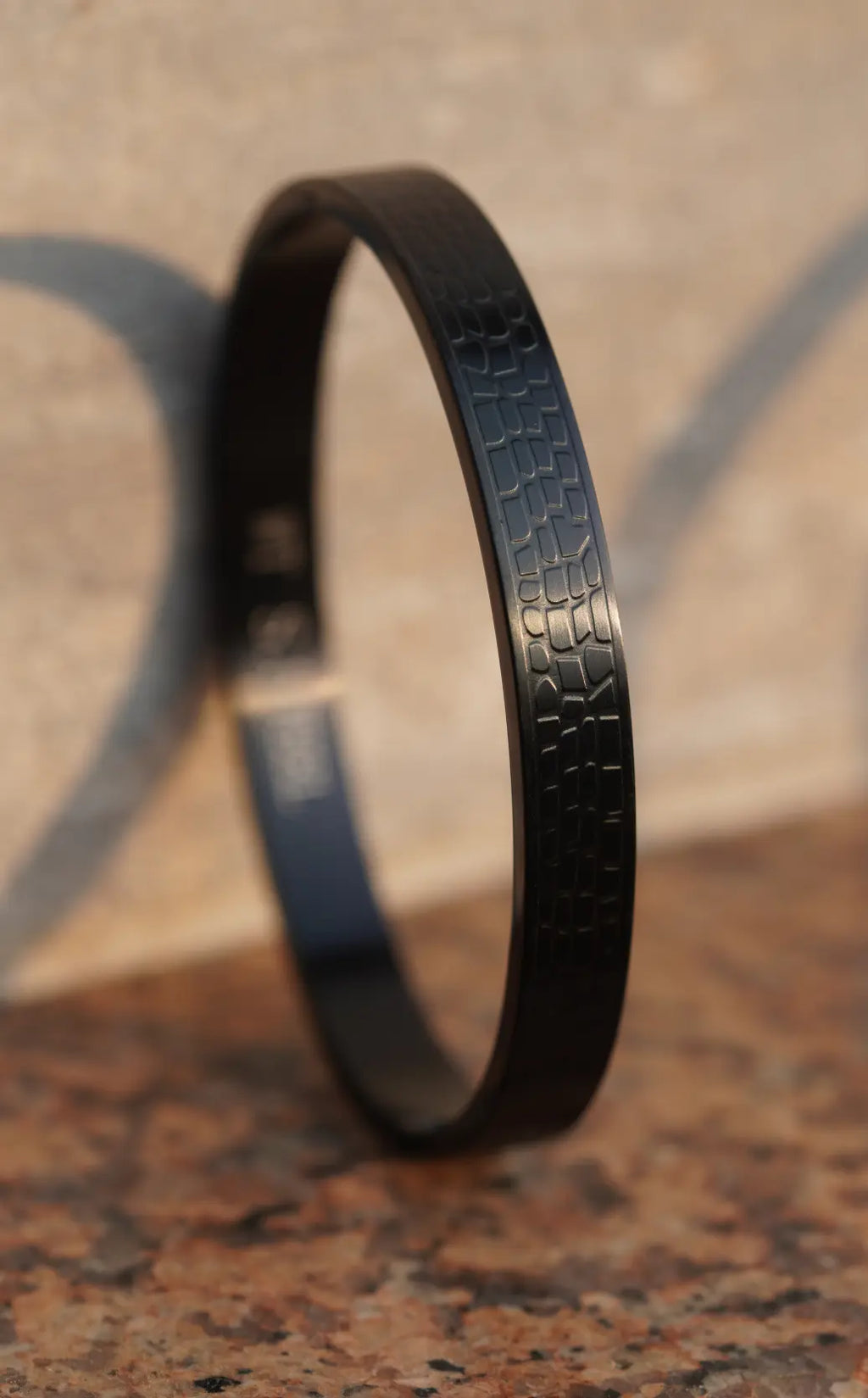 Textured pattern - kada For Men. worldjewel.in men's bracelets