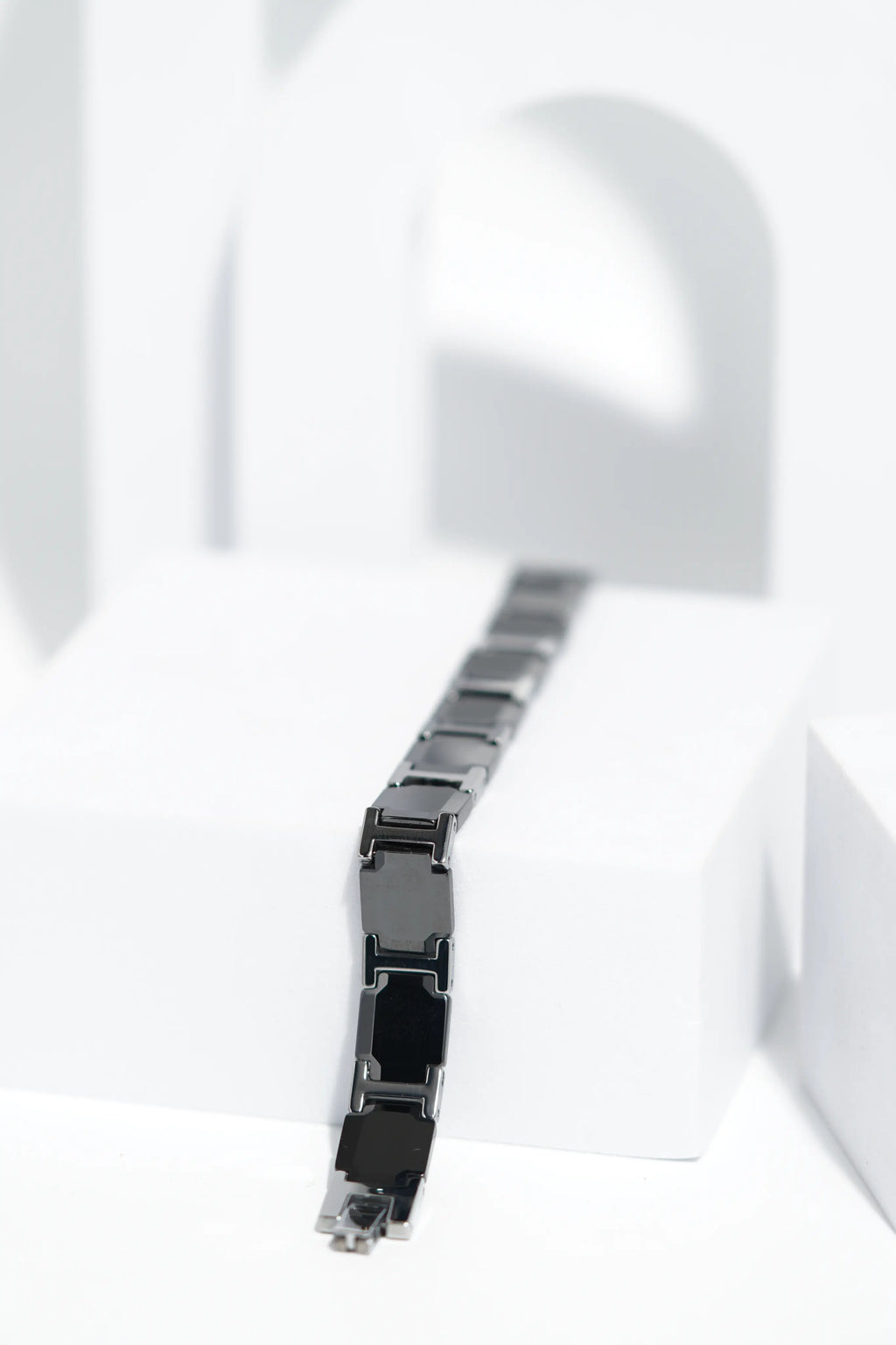 GlowSlip - Ceramic bracelet for men. worldjewel.in men's bracelets