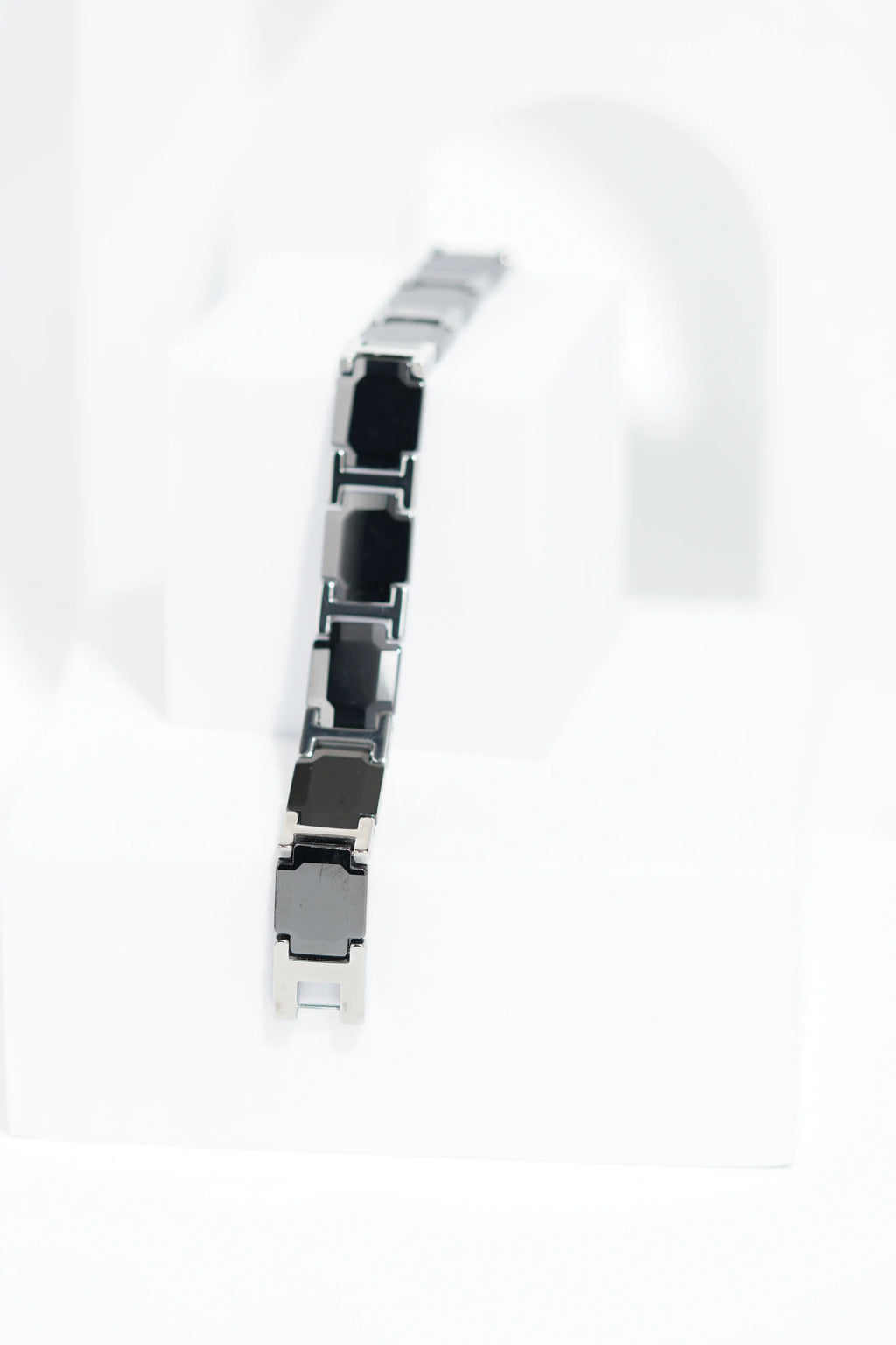 GlowSlip - Ceramic bracelet for men. worldjewel.in men's bracelets