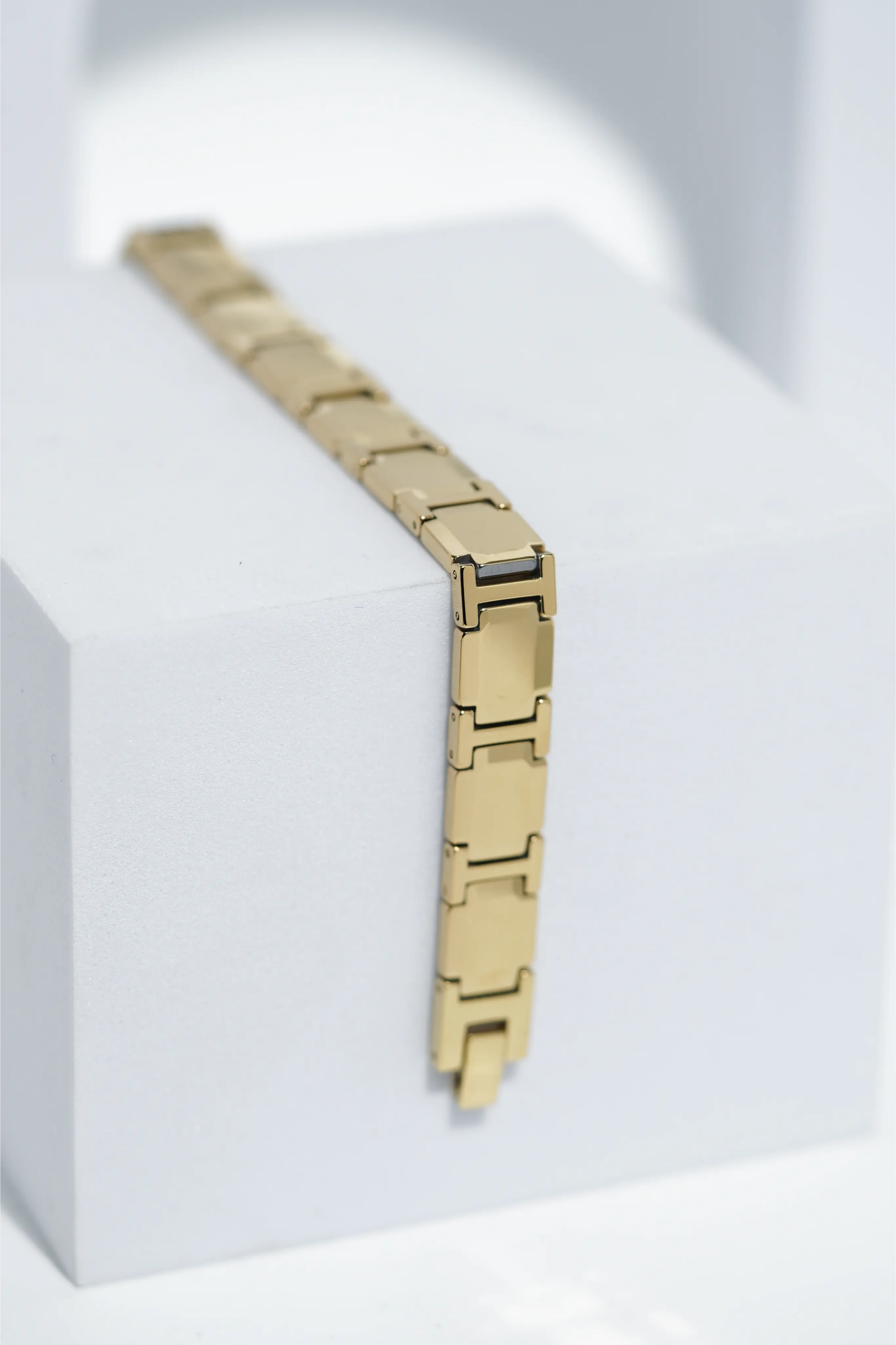 Gold Fire Glint - Ceramic bracelet for men. worldjewel.in men's bracelets