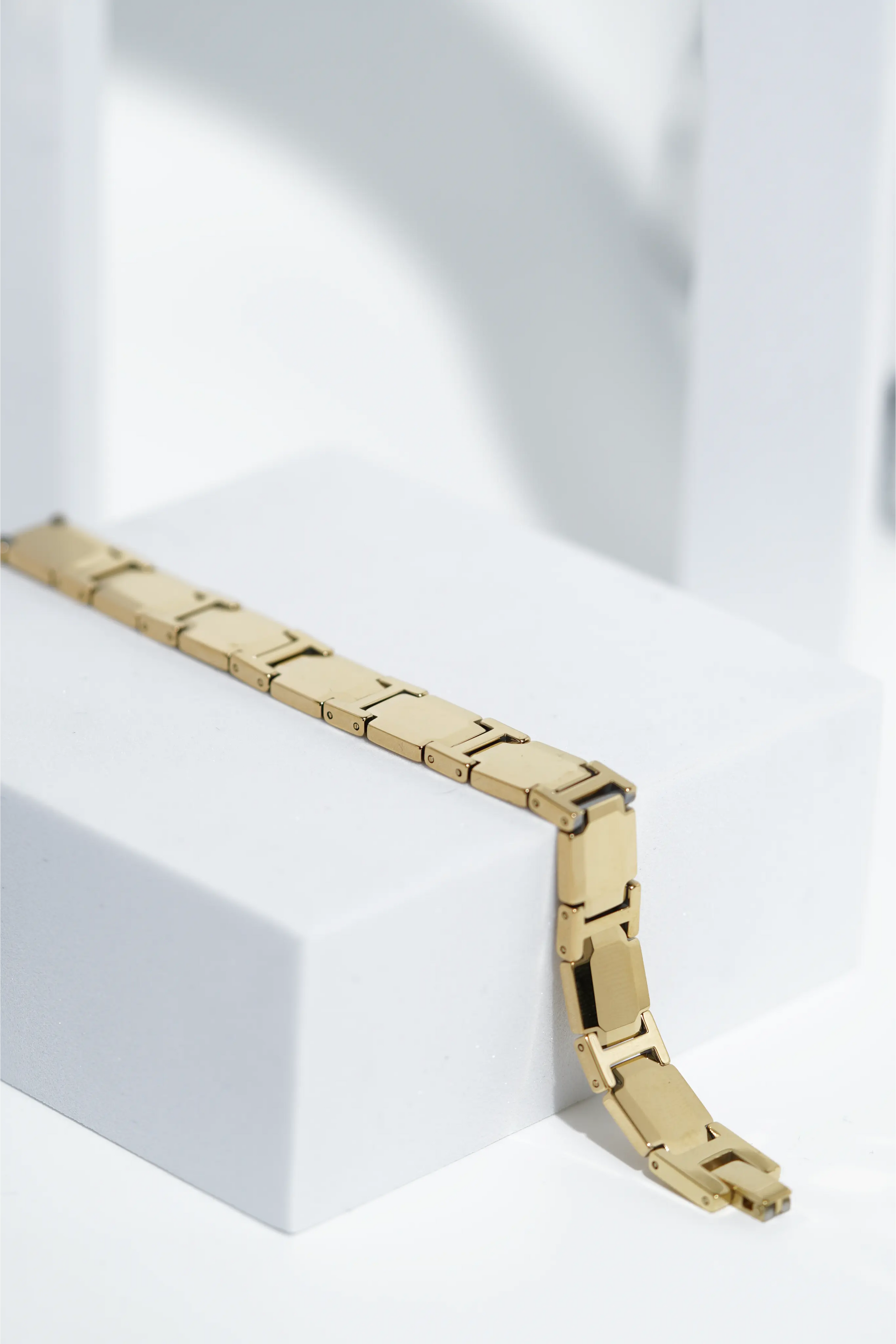 Gold Fire Glint - Ceramic bracelet for men. worldjewel.in men's bracelets