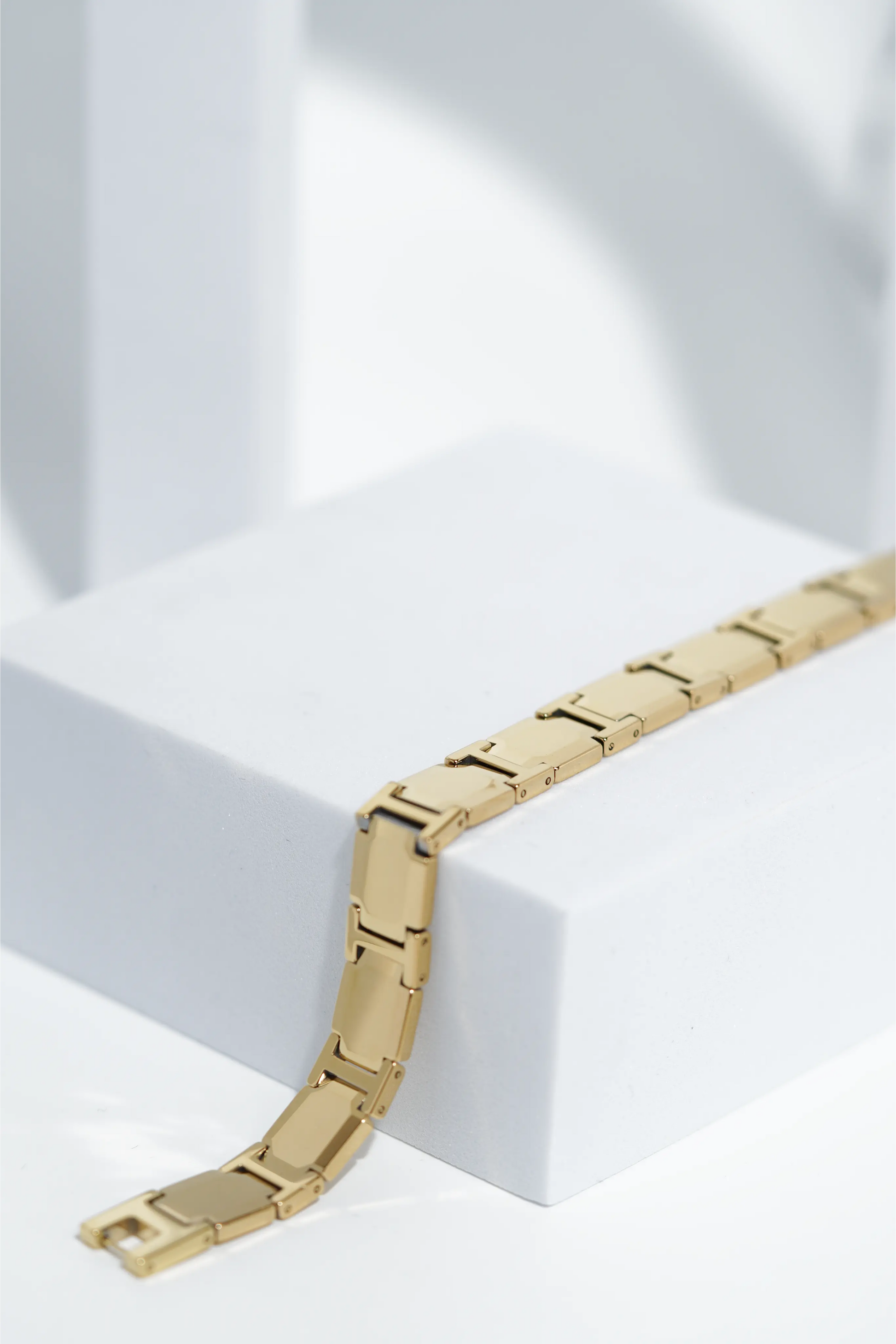 Gold Fire Glint - Ceramic bracelet for men. worldjewel.in men's bracelets