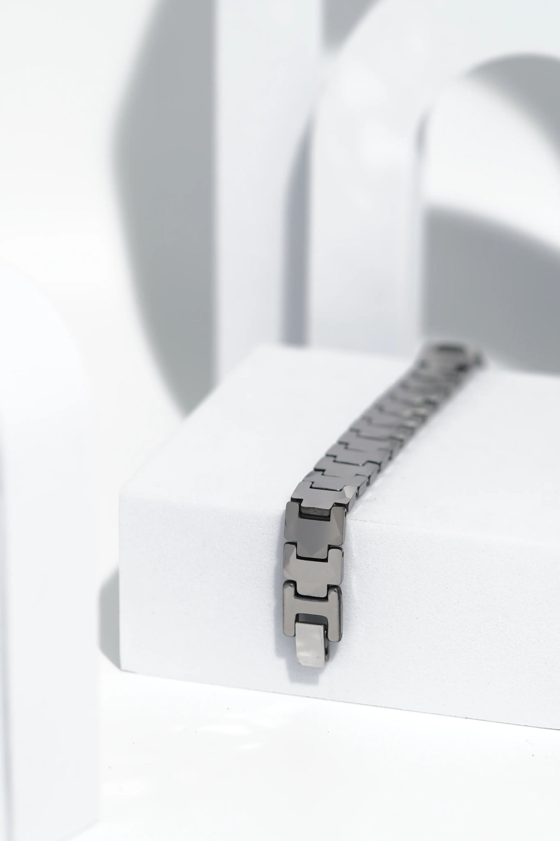 Goldash - Ceramic bracelet for men. worldjewel.in men's bracelets