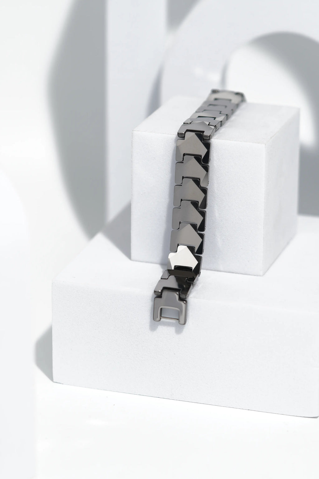Goldash - Ceramic bracelet for men. worldjewel.in men's bracelets