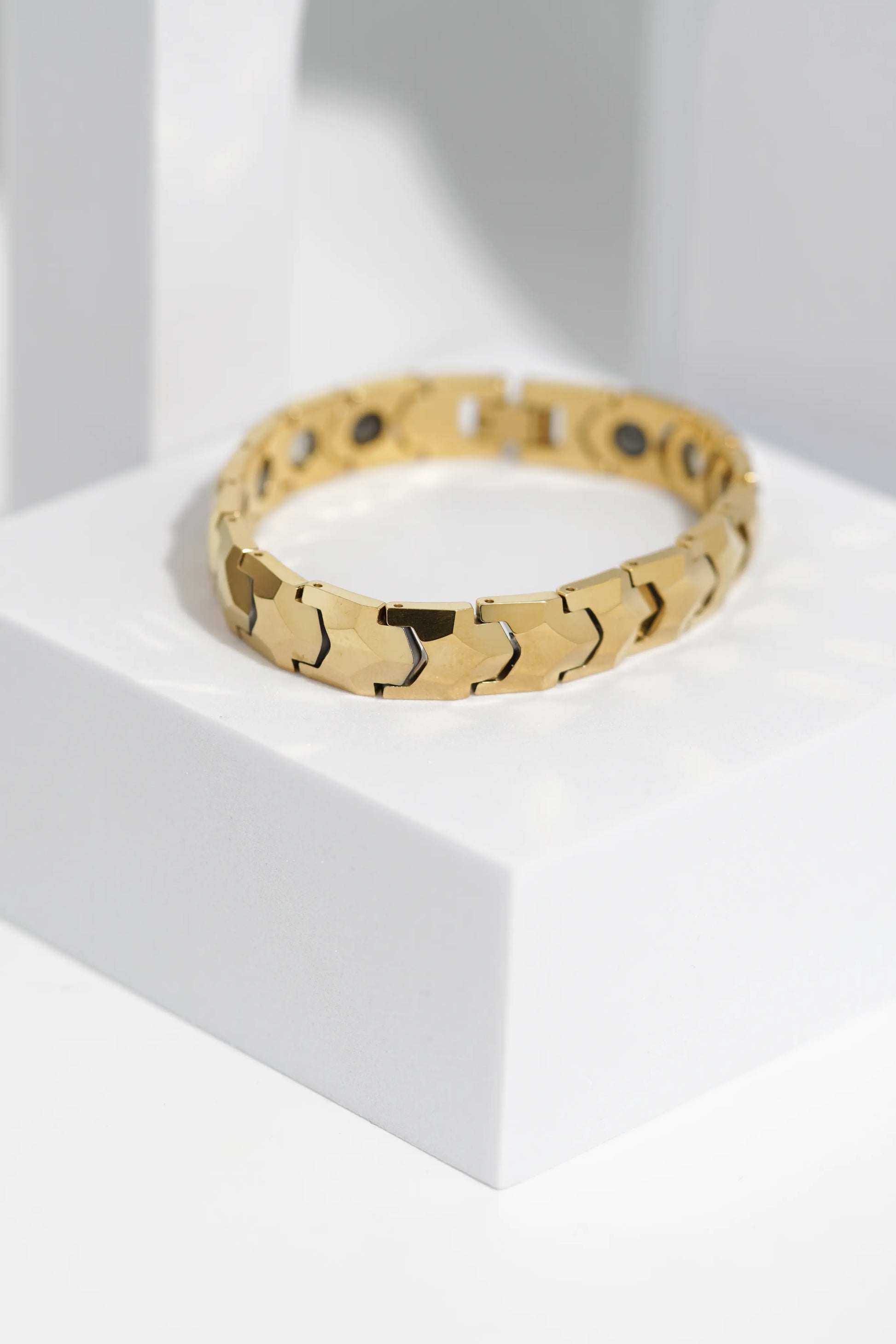 Golden Bold - Ceramic bracelet for men worldjewel.in men's bracelets