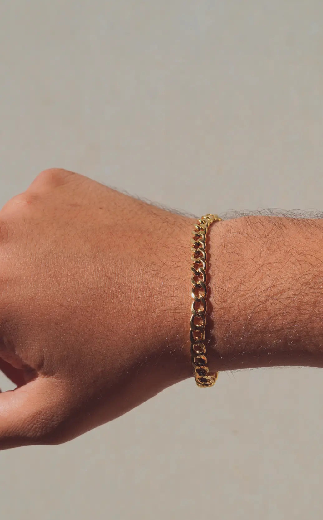 Golden Chain Bracelet | Stainless Steel | Anti-tarnish | Unisex. - worldjewel.in