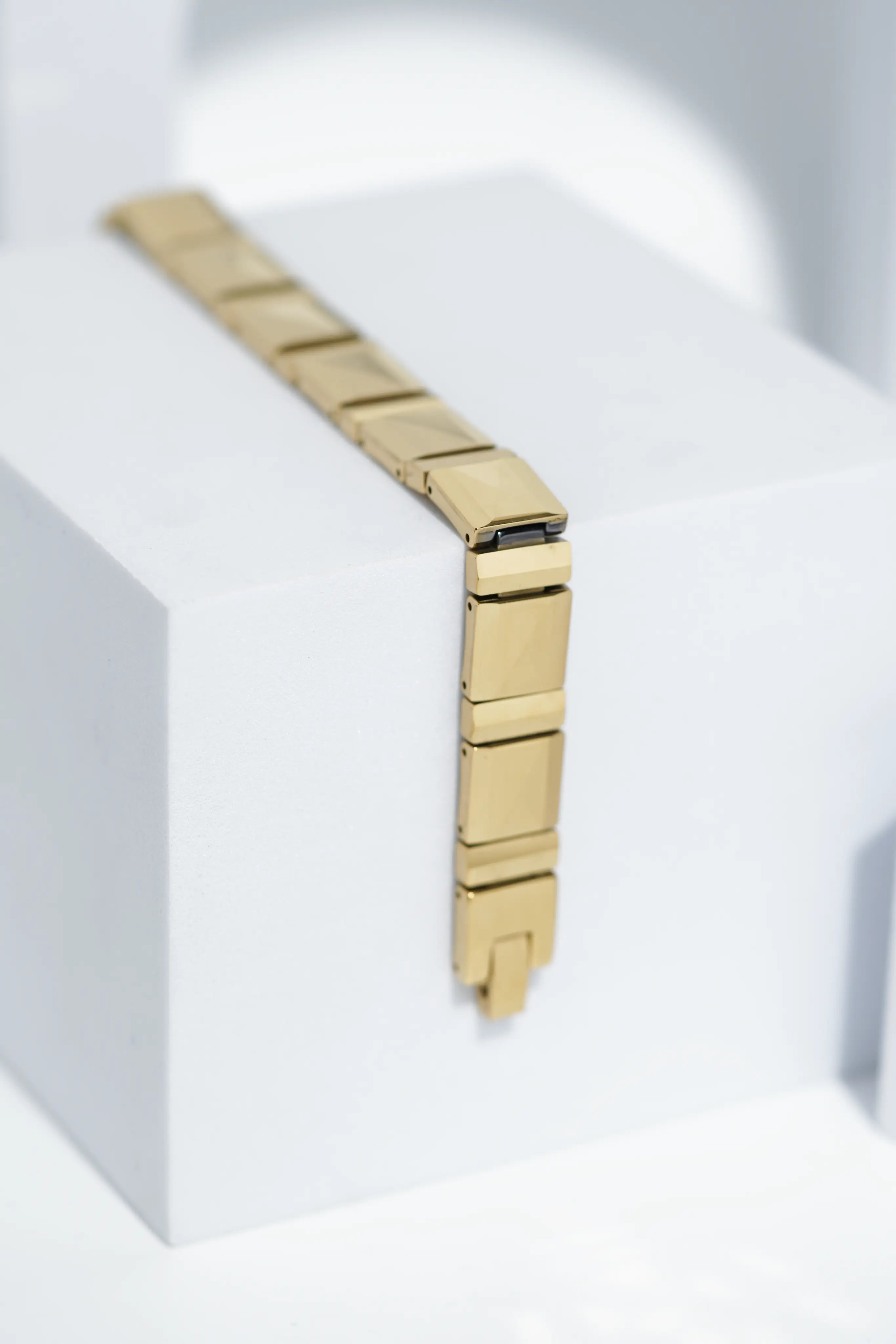 Golden Grace - Ceramic bracelet for men. worldjewel.in men's bracelets