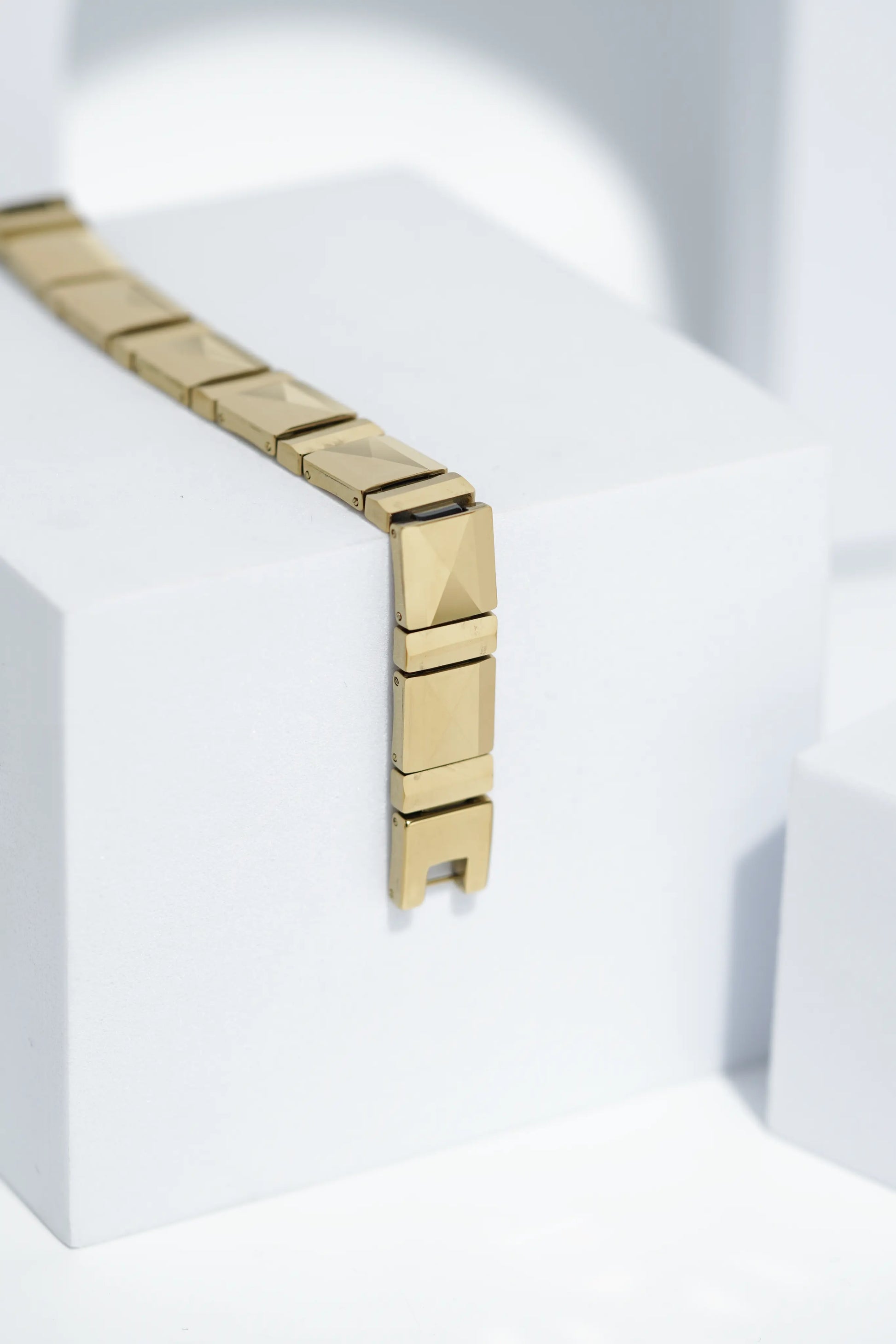 Golden Grace - Ceramic bracelet for men. worldjewel.in men's bracelets