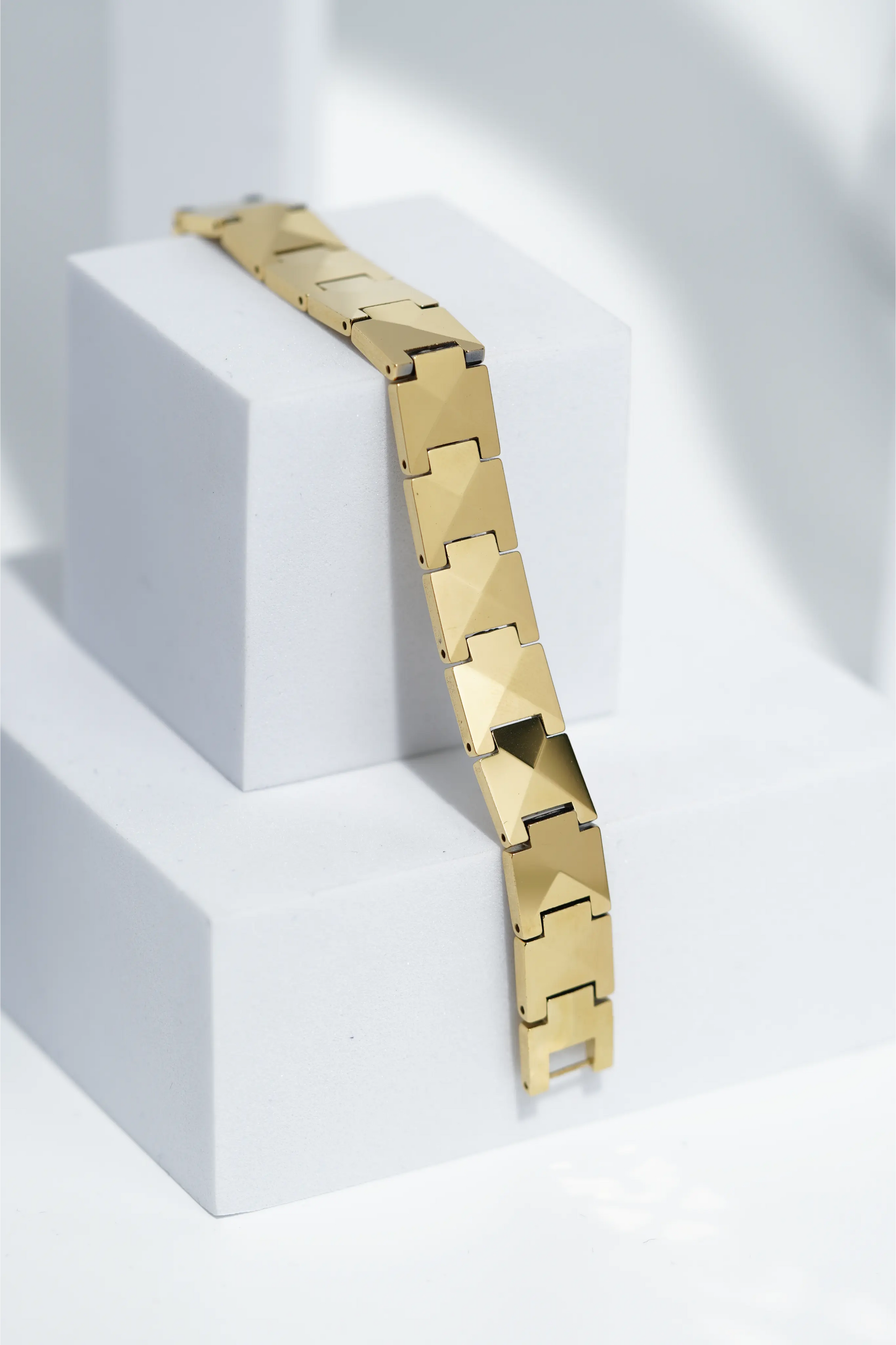 Golden Leaf - Ceramic bracelet for men. worldjewel.in men's bracelets