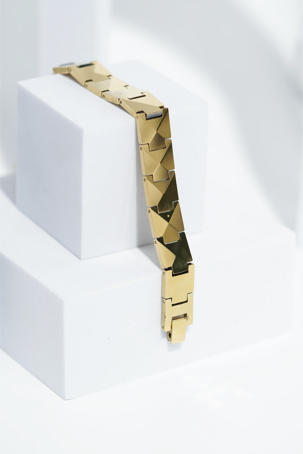 Golden Leaf - Ceramic bracelet for men. worldjewel.in men's bracelets