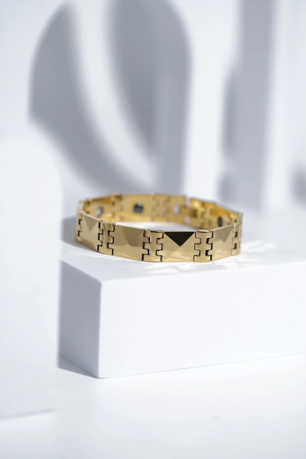 Golden Sleek - Ceramic bracelet for men. worldjewel.in men's bracelets