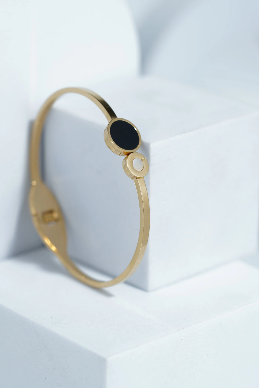 Halo Thread Bangle Bracelet worldjewel.in CUFF BRACELET FOR WOMEN