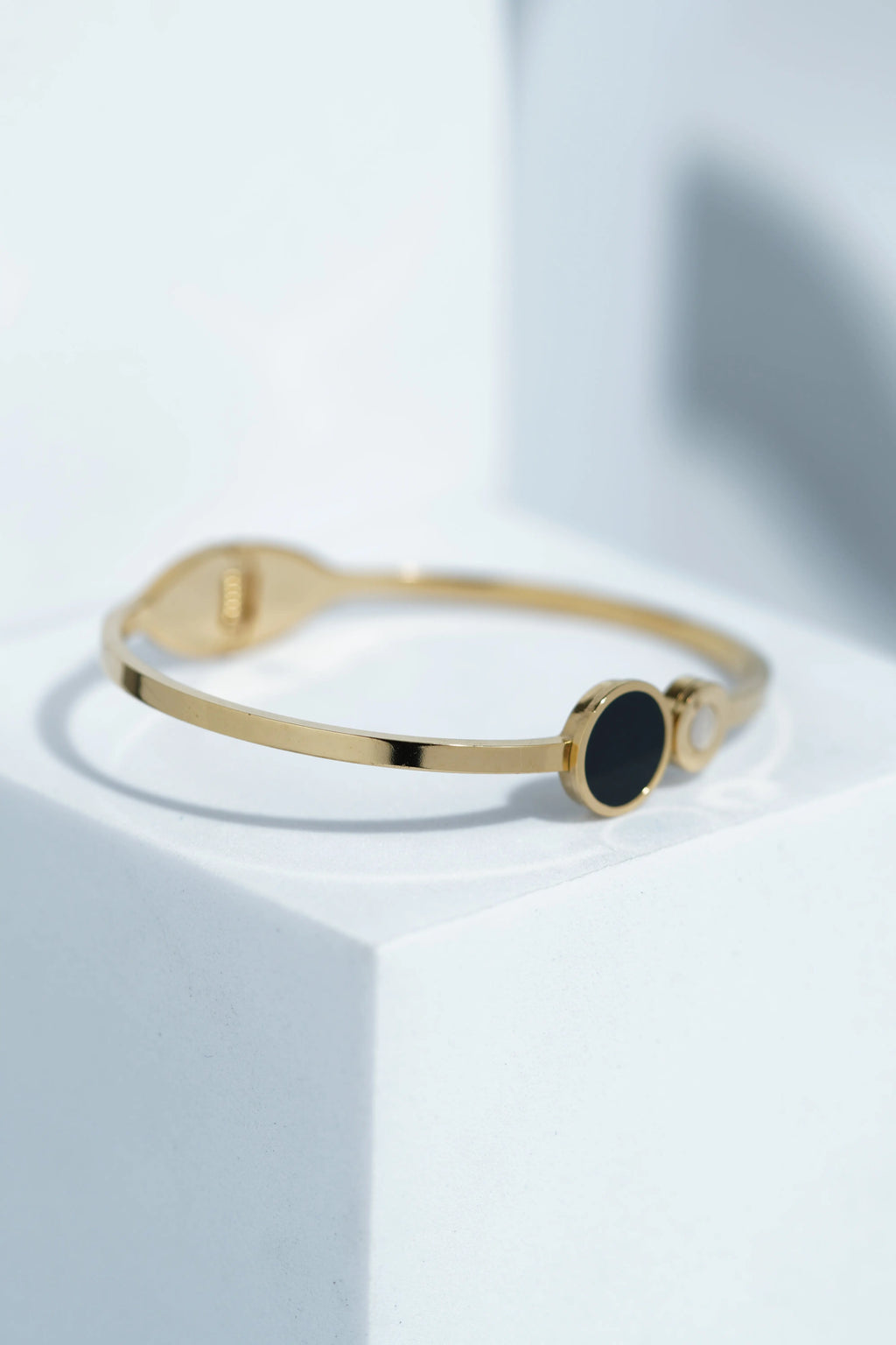 Halo Thread Bangle Bracelet worldjewel.in CUFF BRACELET FOR WOMEN