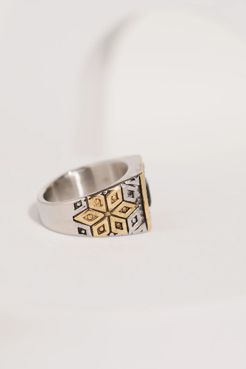 Heavy Detail Black Stone Ring For Men worldjewel.in men's ring