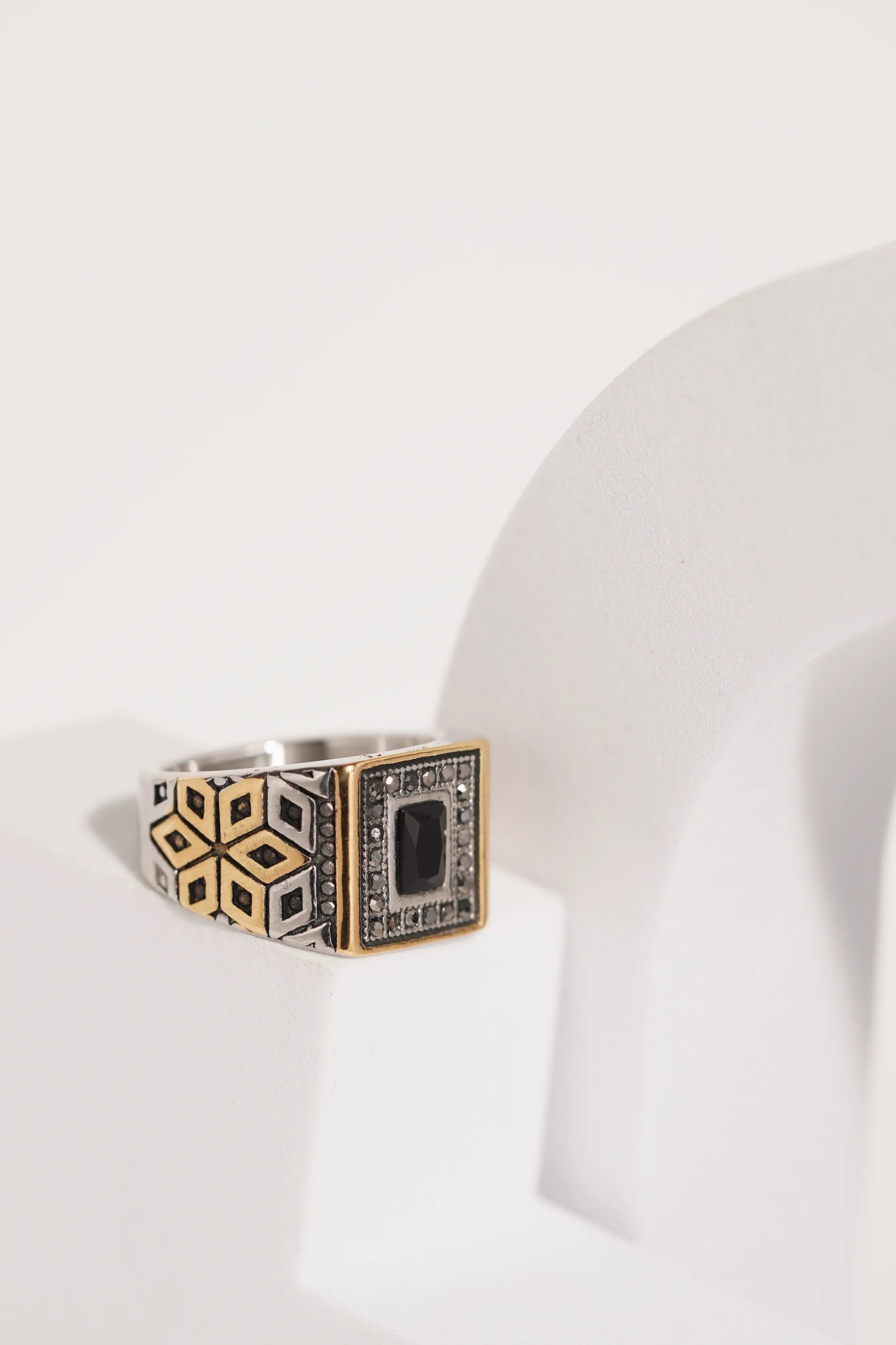 Heavy Detail Black Stone Ring For Men worldjewel.in men's ring