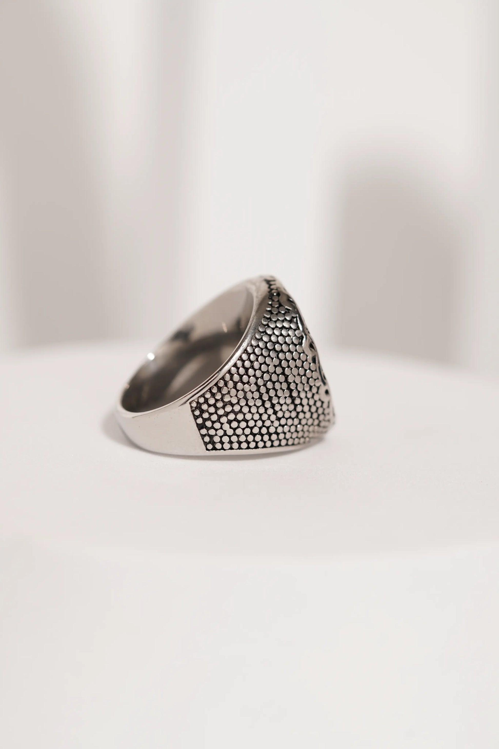 Hookah Pattern Ring For Men worldjewel.in men's ring