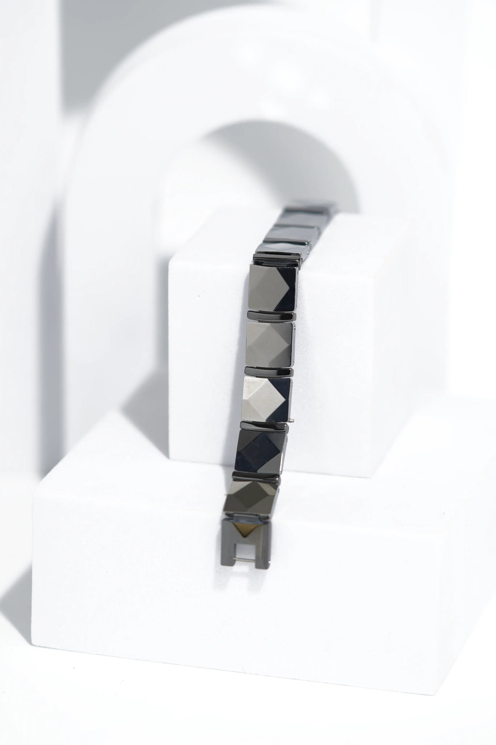 HushBand - Ceramic bracelet for men. worldjewel.in men's bracelets