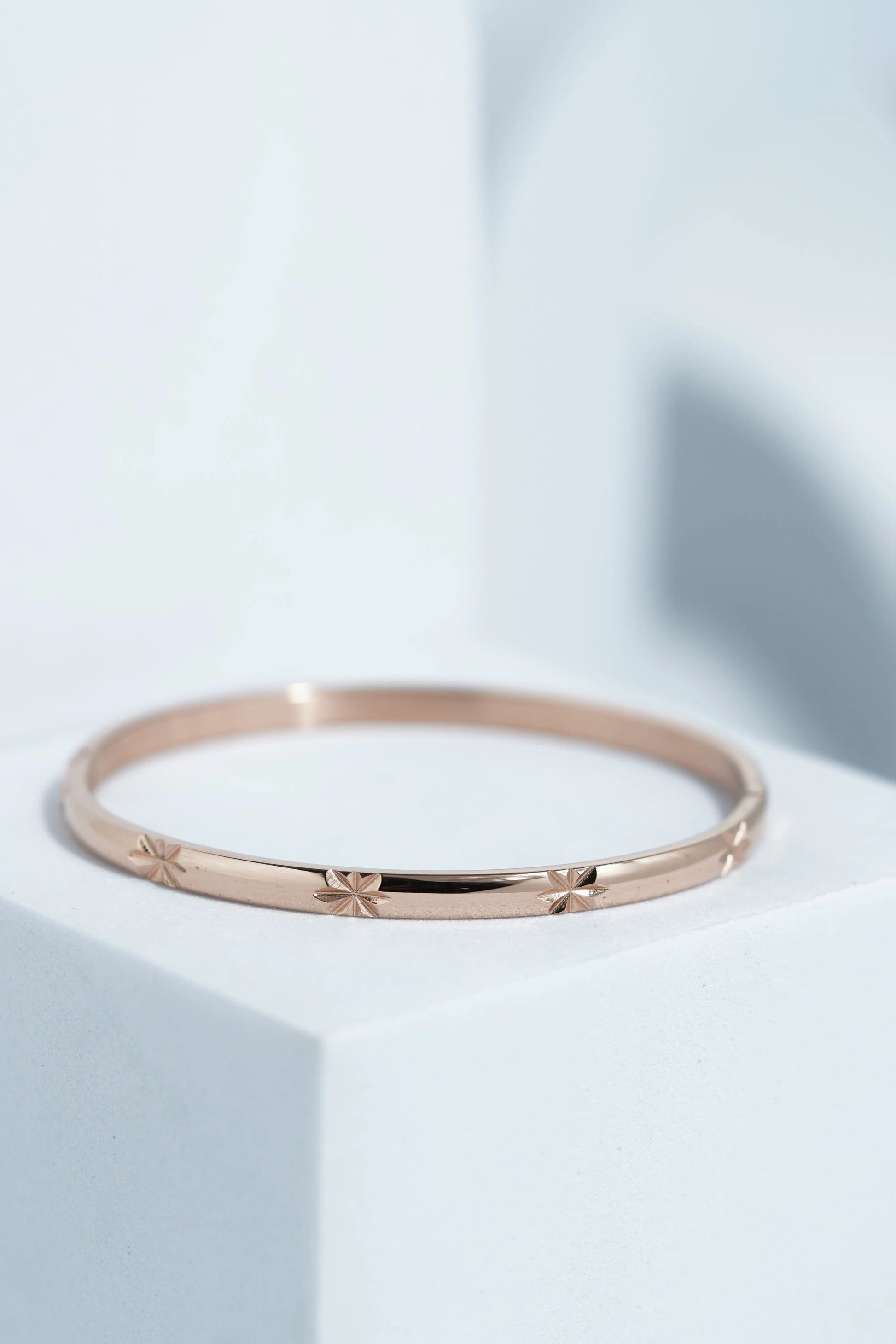 Isla Loop Bangle Bracelet worldjewel.in CUFF BRACELET FOR WOMEN