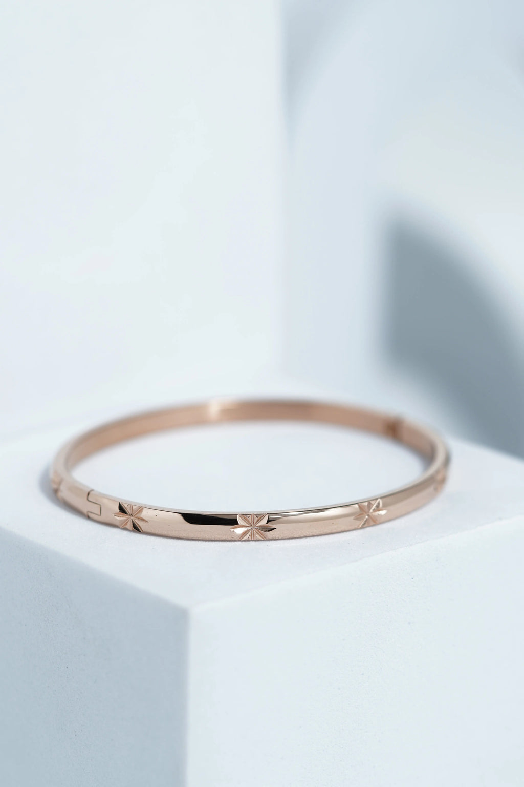 Isla Loop Bangle Bracelet worldjewel.in CUFF BRACELET FOR WOMEN