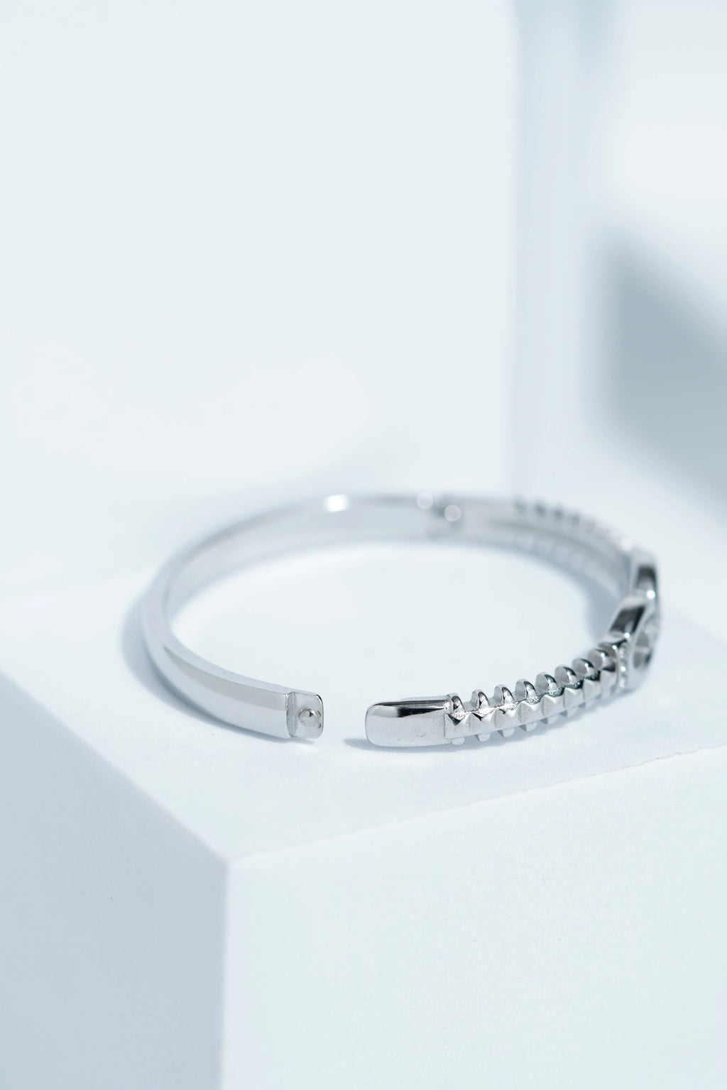 Ivory Glint Bangle Bracelet worldjewel.in CUFF BRACELET FOR WOMEN