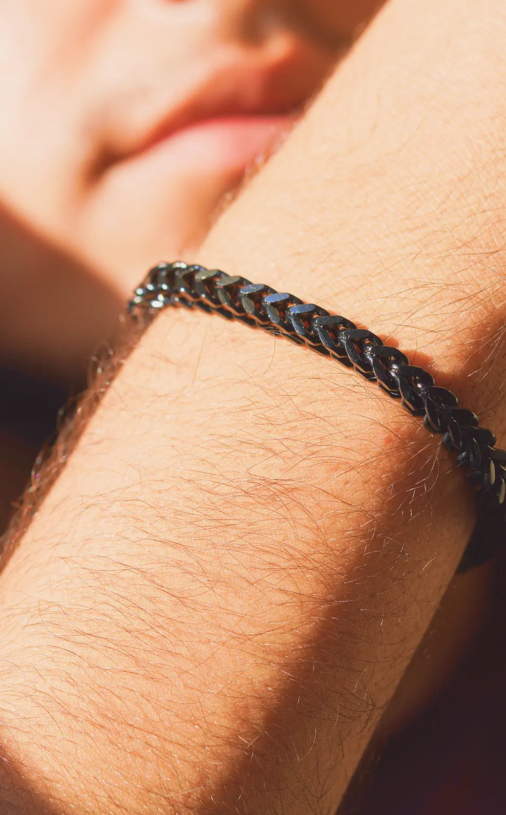 LUX chain Bracelet | Stainless Steel | Anti-tarnish | Unisex. - worldjewel.in
