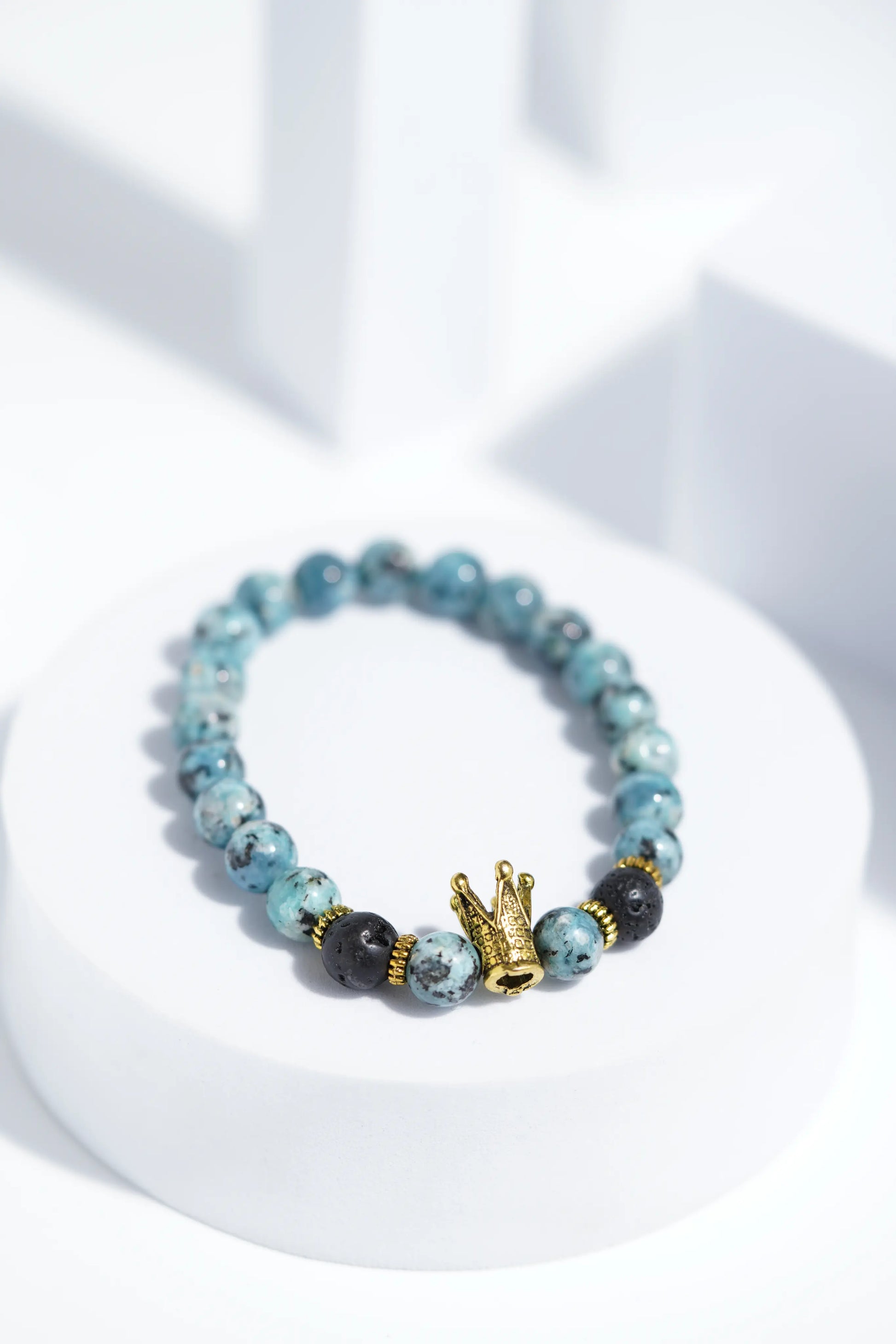 Light Blue Crown Bead Bracelets | Unisex. worldjewel.in Bead Bracelets