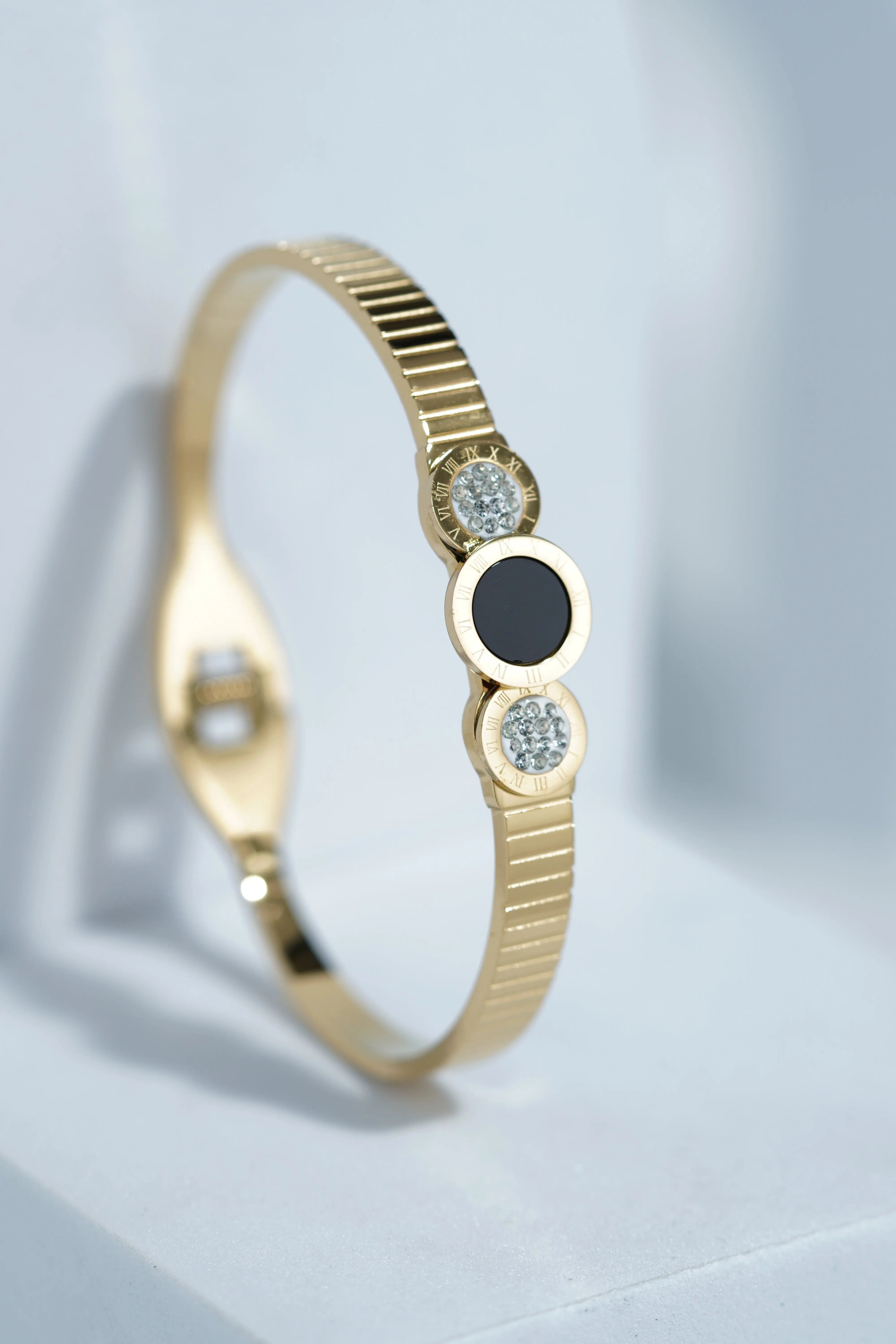 Lira Shine Stainless Steel Bangle Bracelet For Women – worldjewel.in