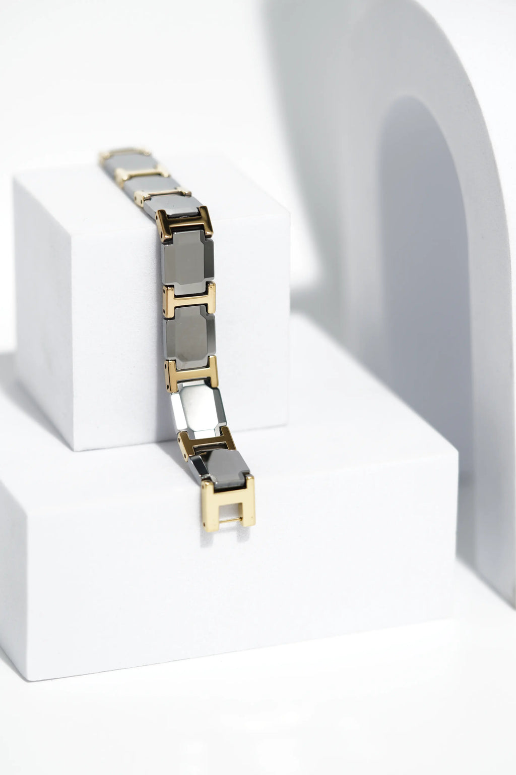 Lucent Band - Ceramic bracelet for men. worldjewel.in men's bracelets
