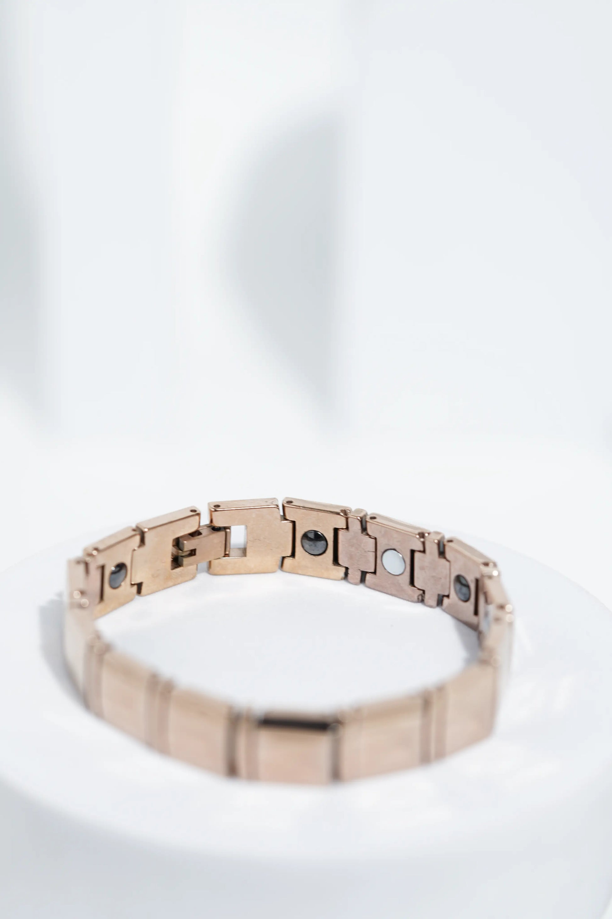 Luma - Ceramic bracelet for men. worldjewel.in men's bracelets