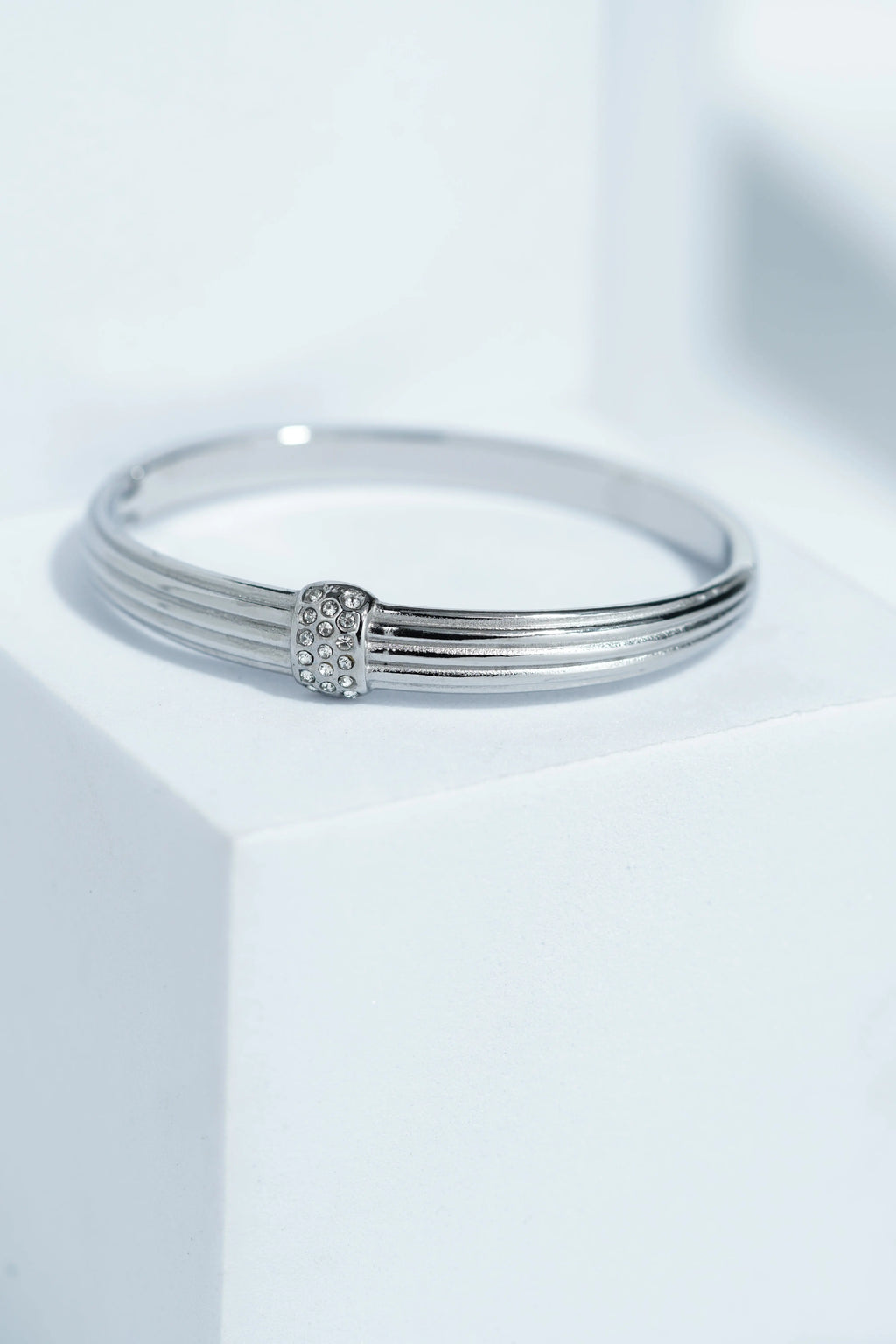 Luna Curve Bangle Bracelet worldjewel.in CUFF BRACELET FOR WOMEN