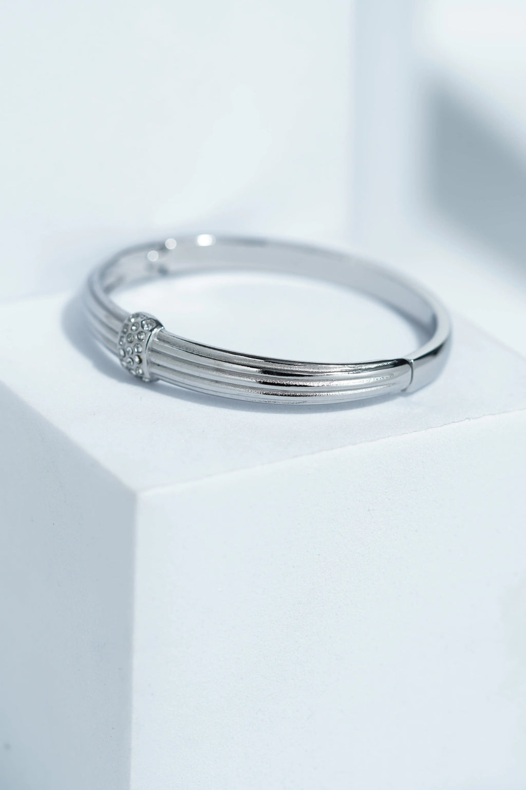 Luna Curve Bangle Bracelet worldjewel.in CUFF BRACELET FOR WOMEN