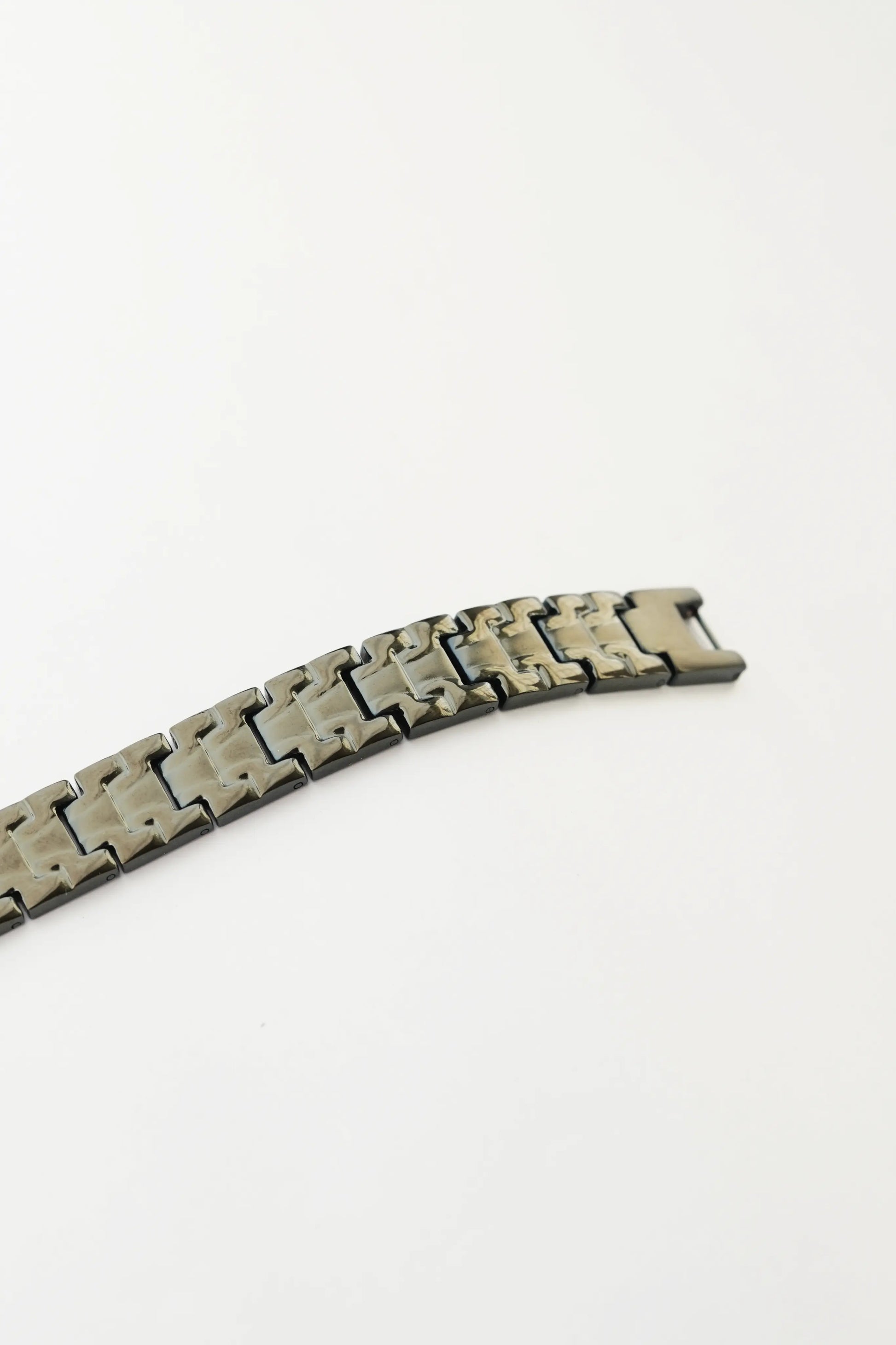 Magnetic Titanium bracelet worldjewel.in Titanium bracelet