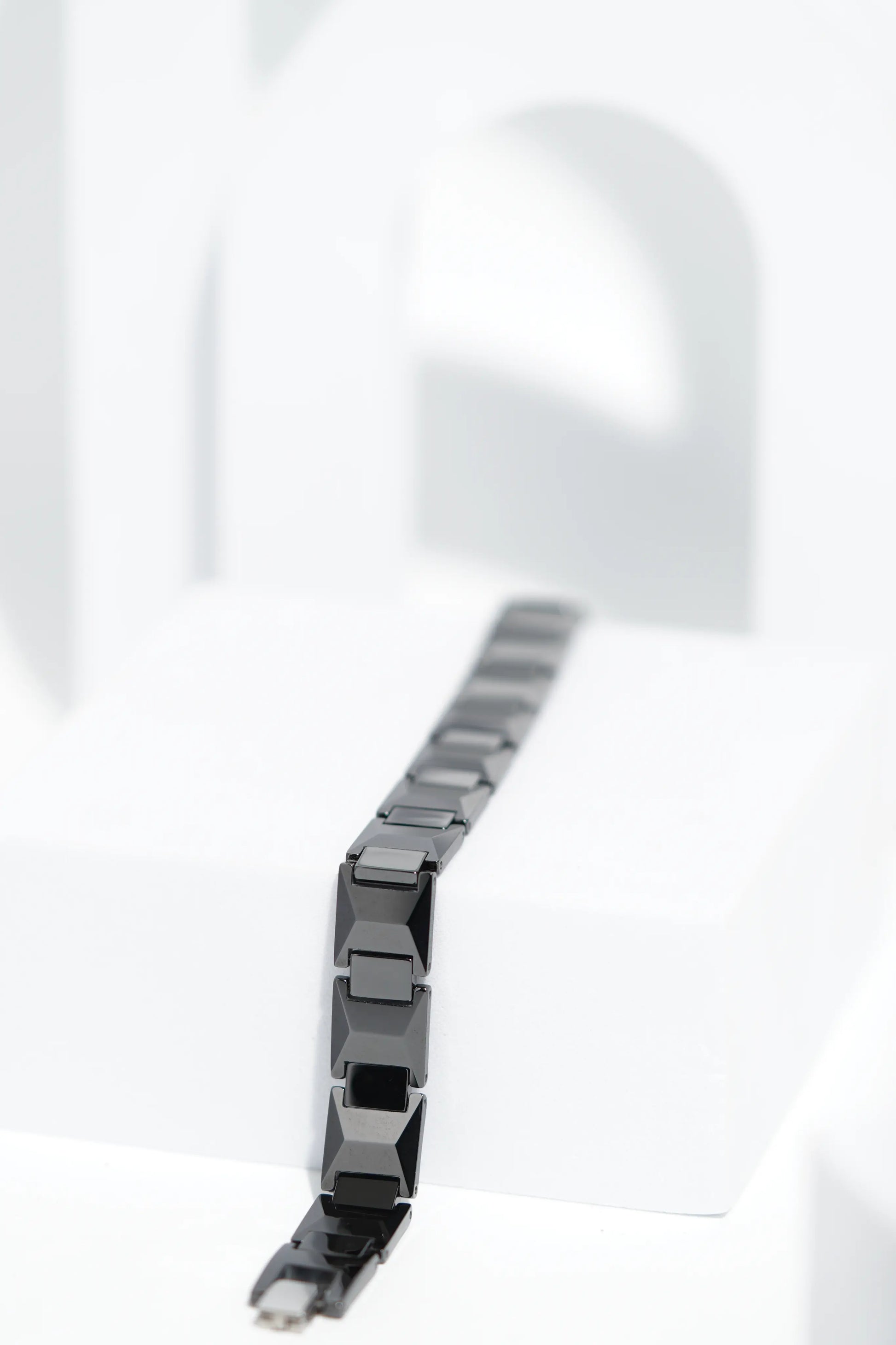 Mino - Ceramic bracelet for men. worldjewel.in men's bracelets