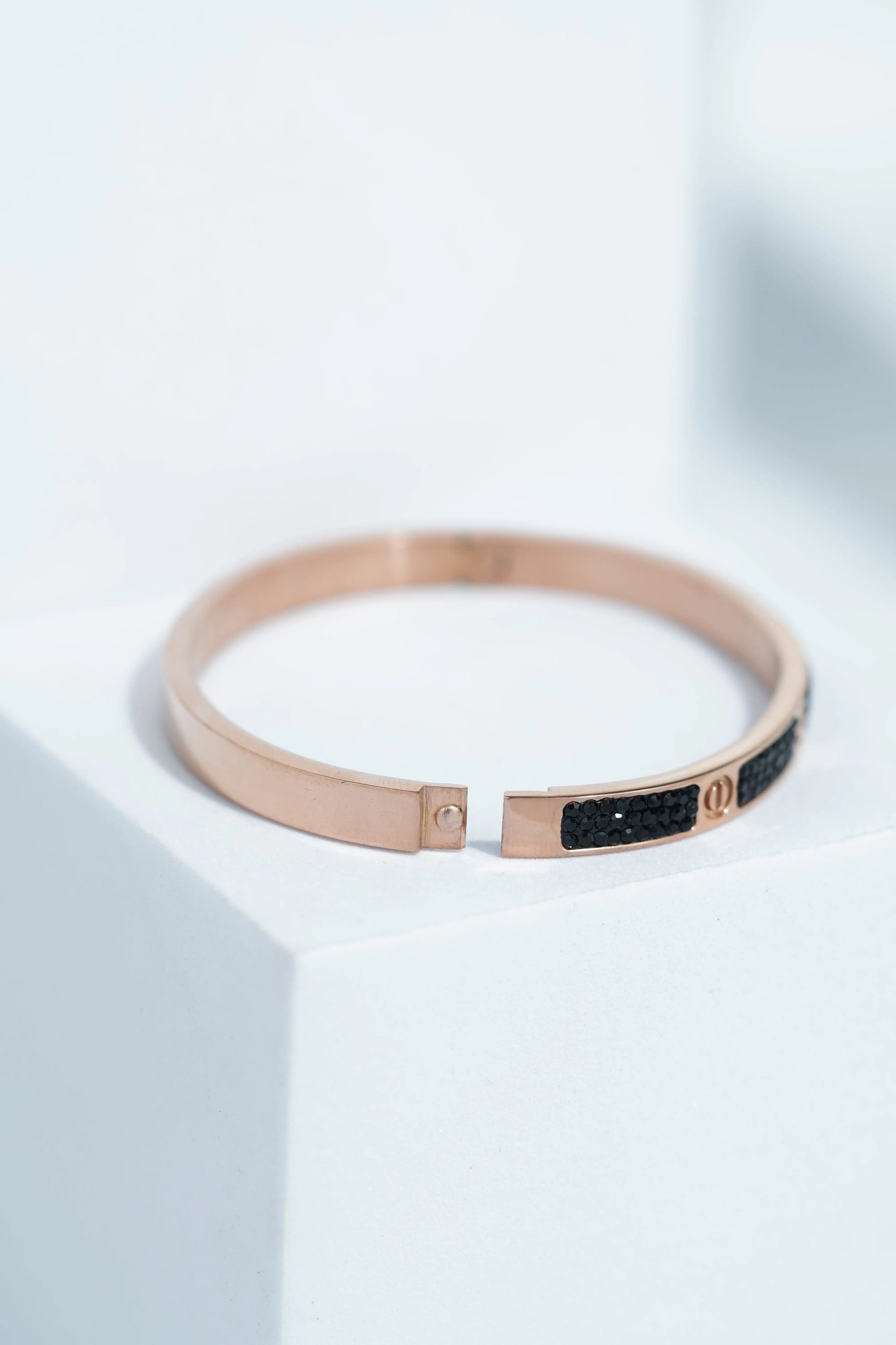 Mira Glow Bangle Bracelet worldjewel.in CUFF BRACELET FOR WOMEN