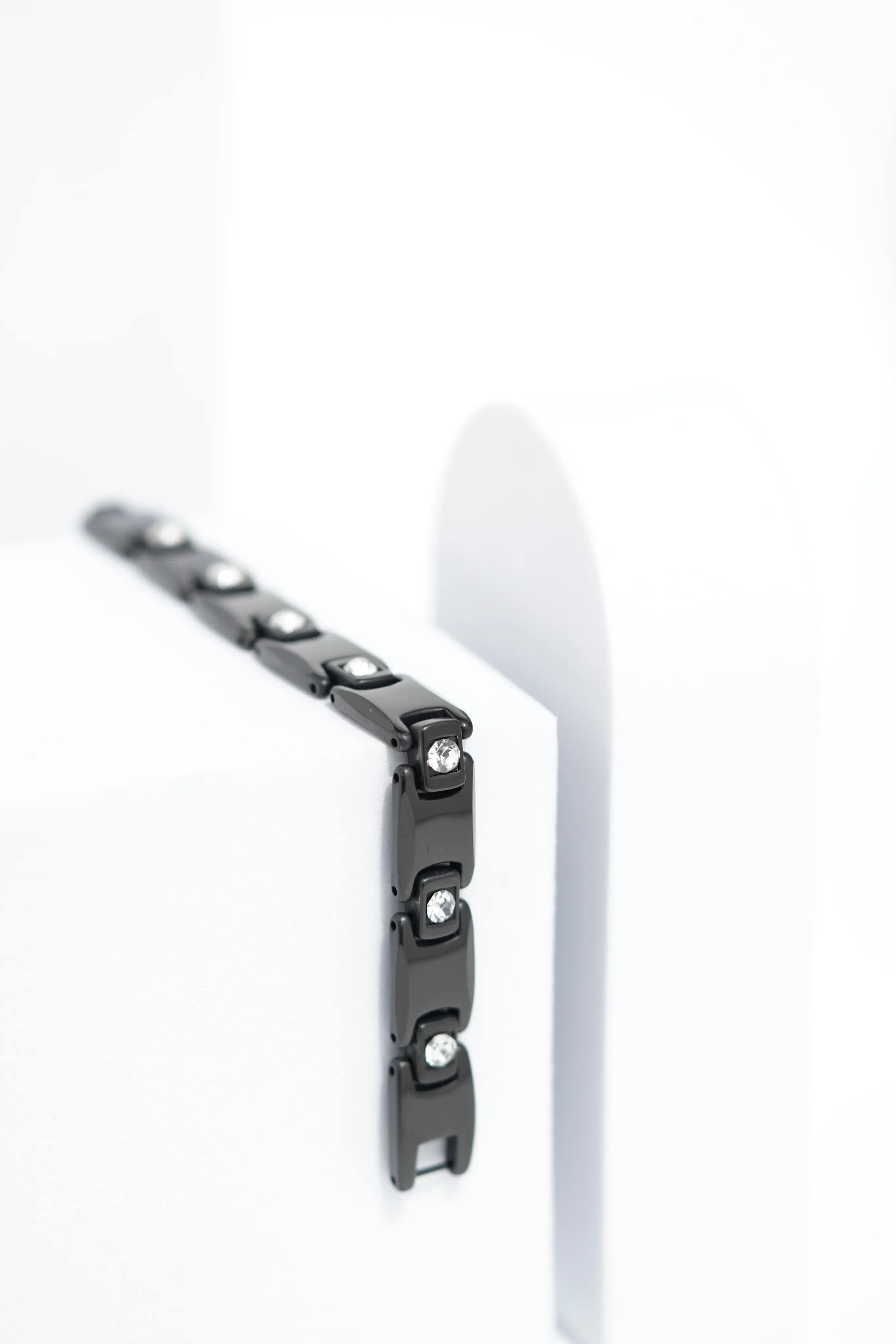 Moden - Ceramic bracelet for men. worldjewel.in men's bracelets