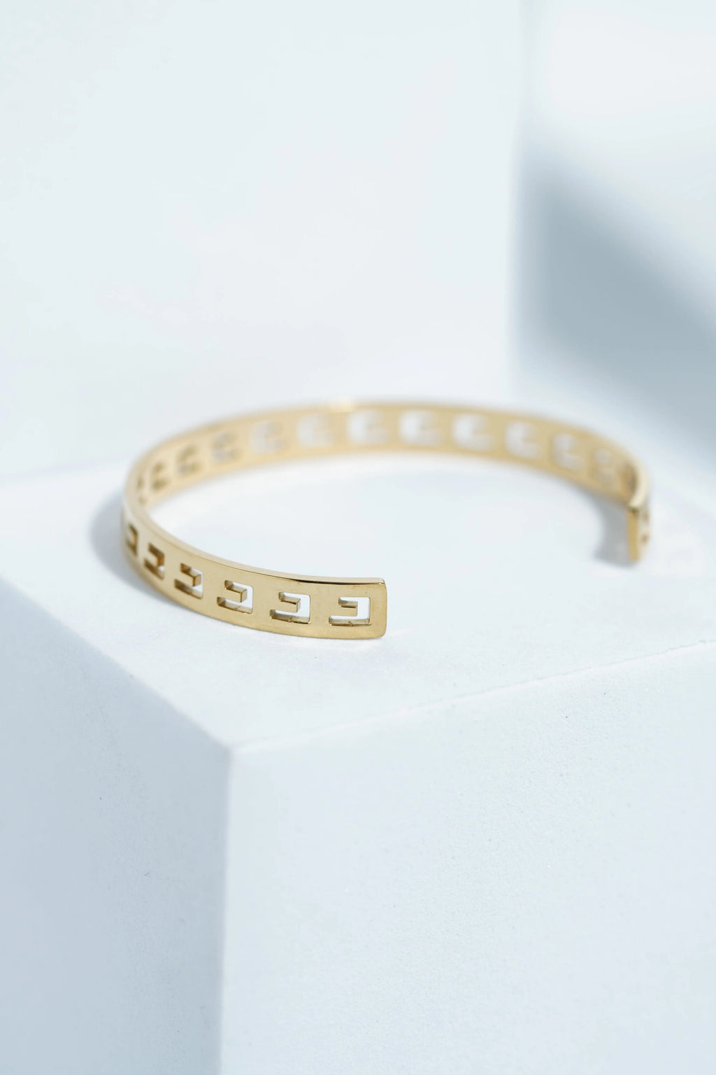 Muse Loop Bangle Bracelet worldjewel.in CUFF BRACELET FOR WOMEN
