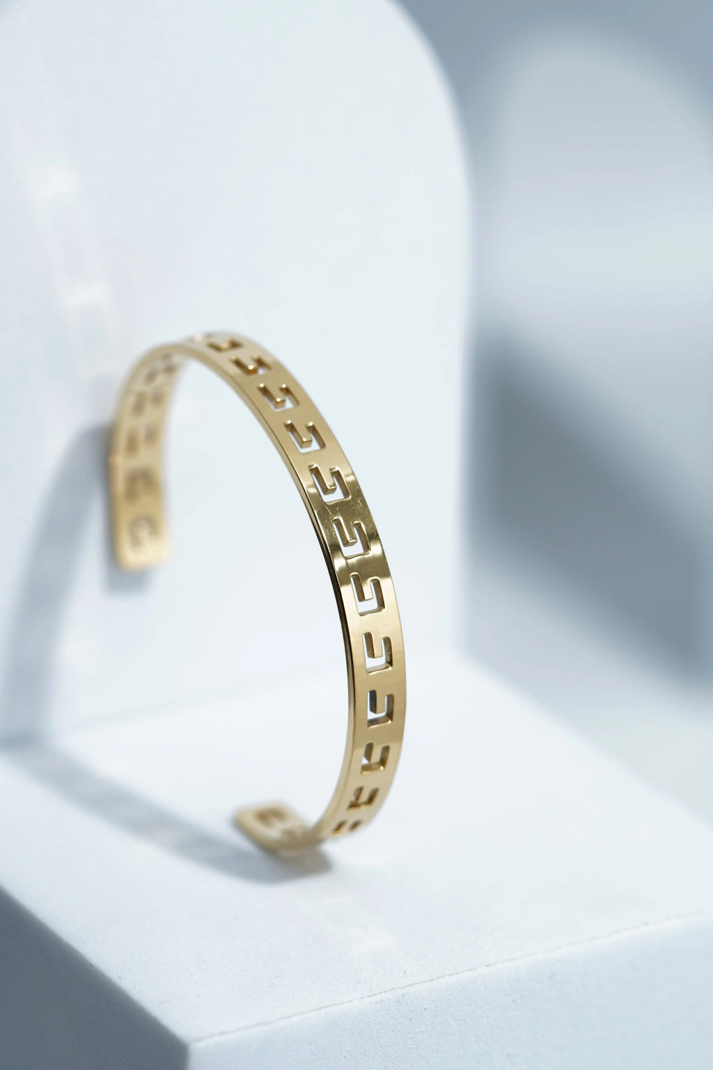 Muse Loop Bangle Bracelet worldjewel.in CUFF BRACELET FOR WOMEN