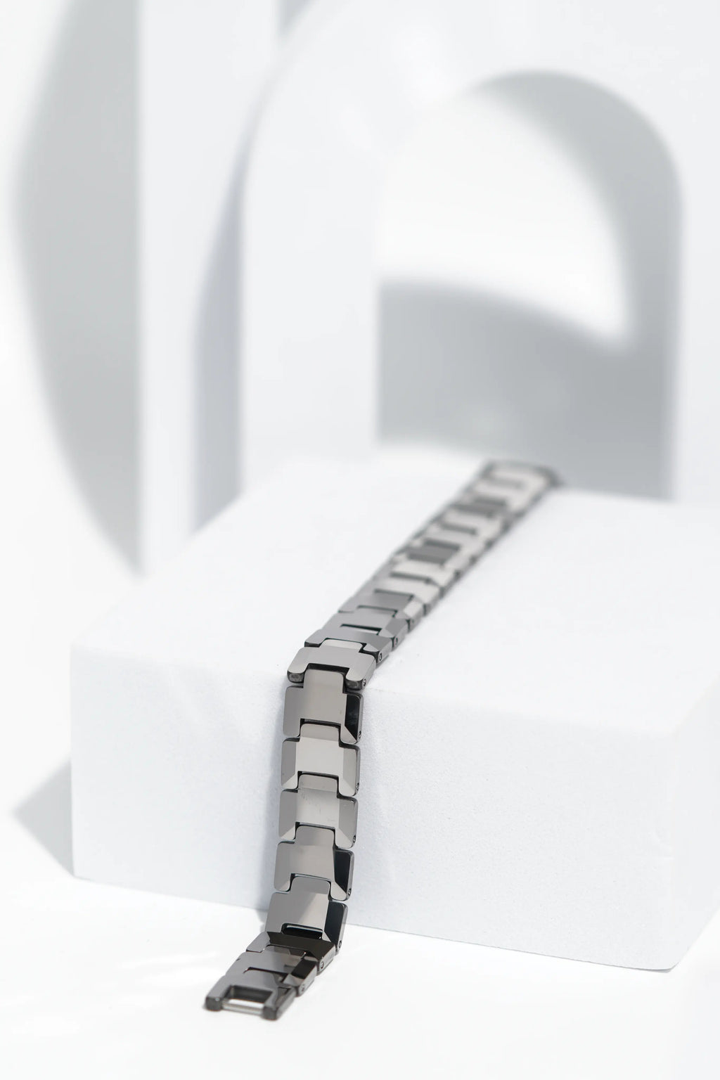 Orin - Ceramic bracelet for men. worldjewel.in men's bracelets